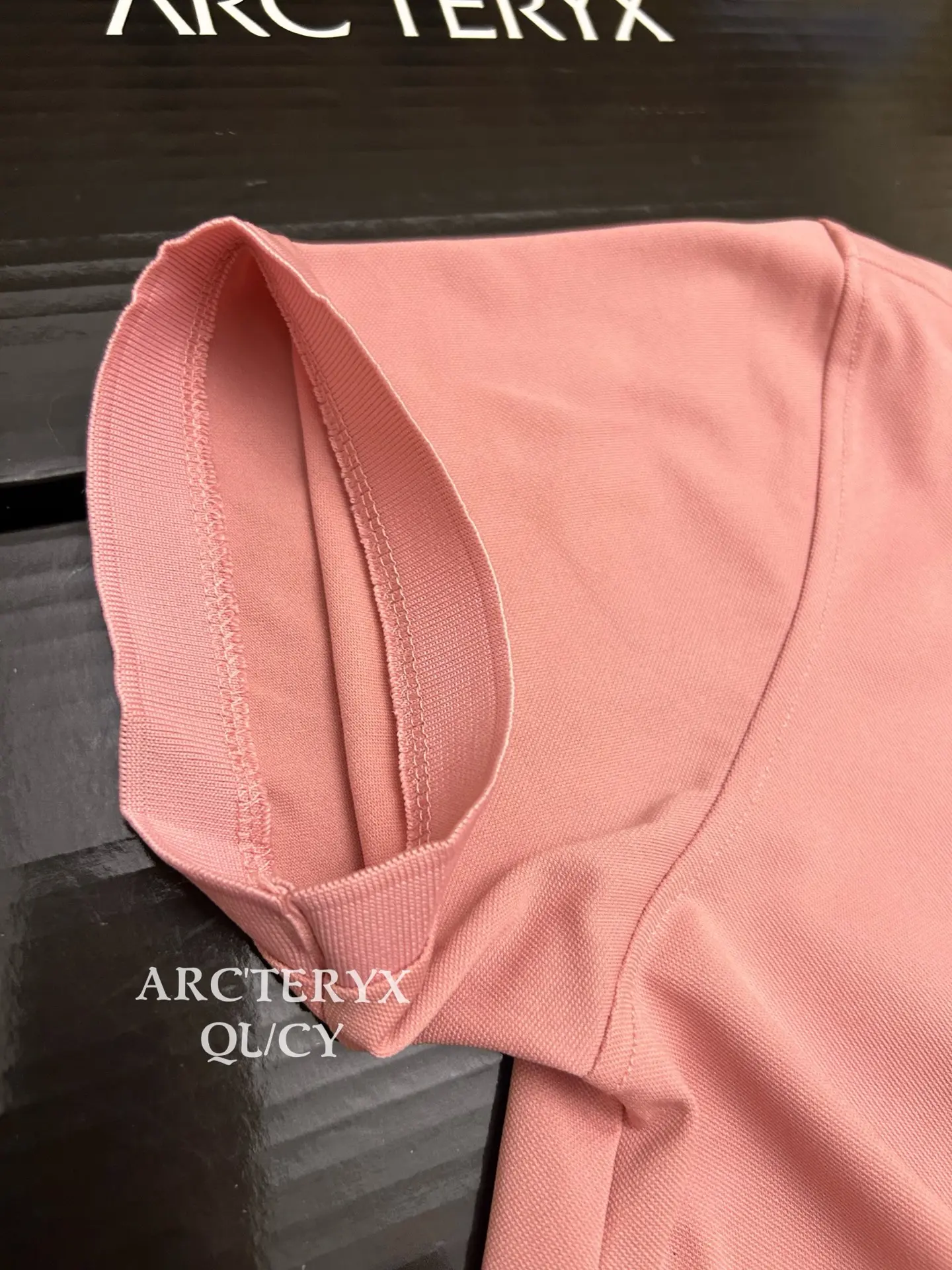 Embroidered Logo Performance Polo Shirt D19011121 — view 6