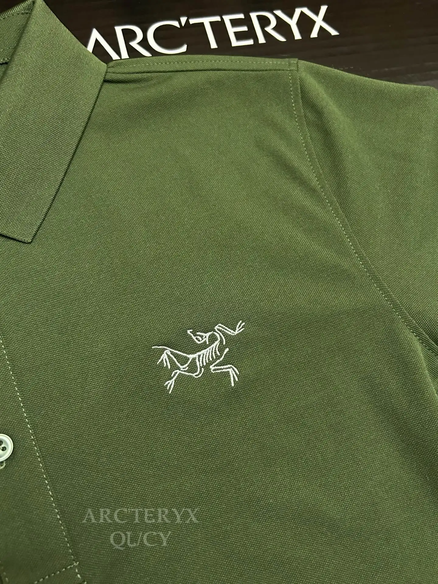 Embroidered Logo Performance Polo Shirt D19011068 — view 4