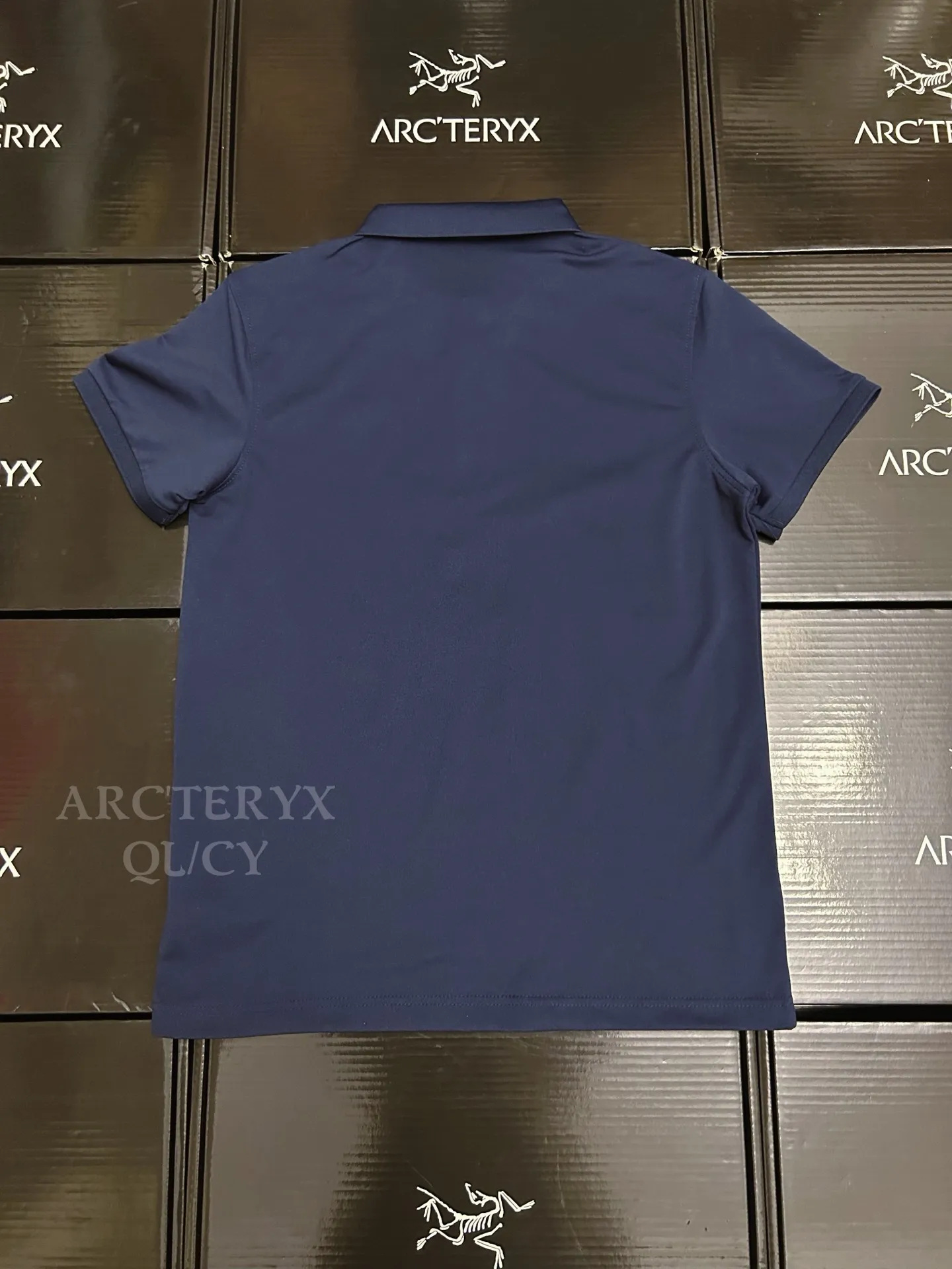 Logo-Embroidered Technical Piqué Polo Shirt D19011118 — view 2