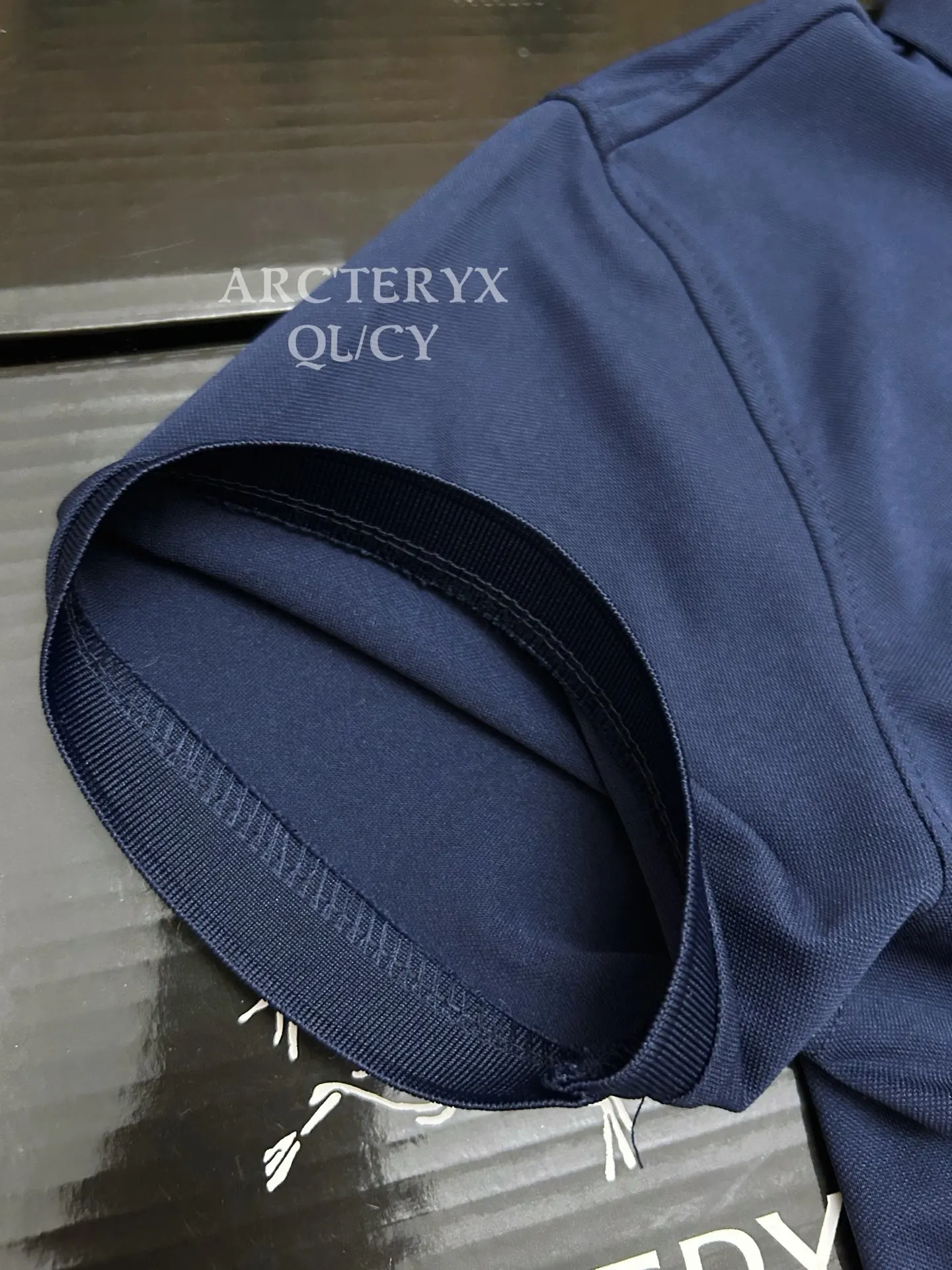 Logo-Embroidered Technical Piqué Polo Shirt D19011118 — view 5