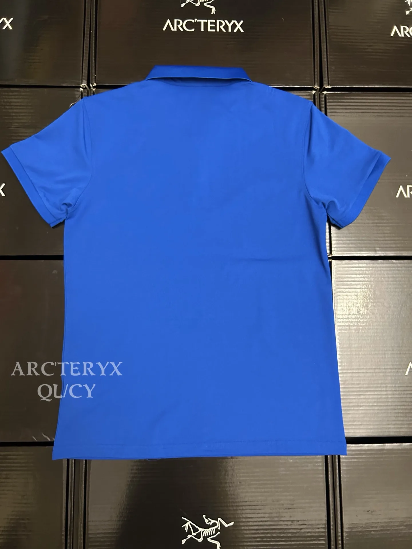 Logo-Embroidered Technical Piqué Polo Shirt D19011064 — view 2