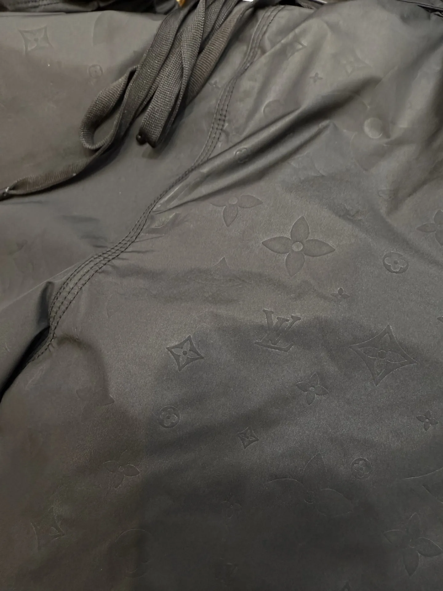 Monogram Embossed Swim Shorts D19012954 — view 10