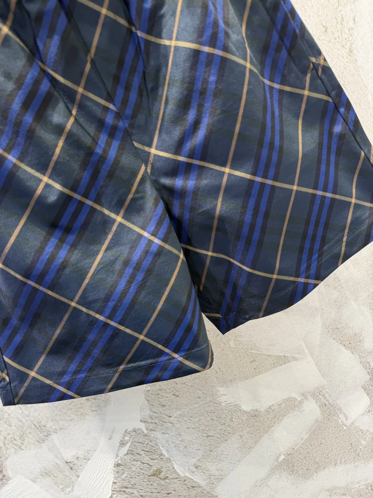 Check Yarn-Dyed Drawstring Shorts D19512963 — view 10