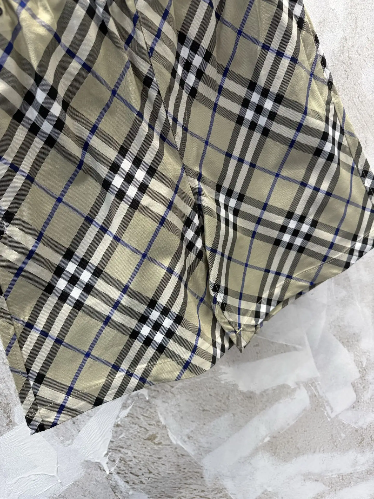 Check Yarn-Dyed Drawstring Shorts D19512962 — view 4