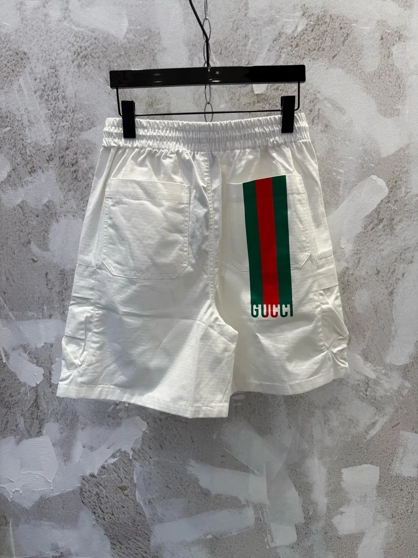 Logo-Print Drawstring Cargo Shorts D19512961 — view 2
