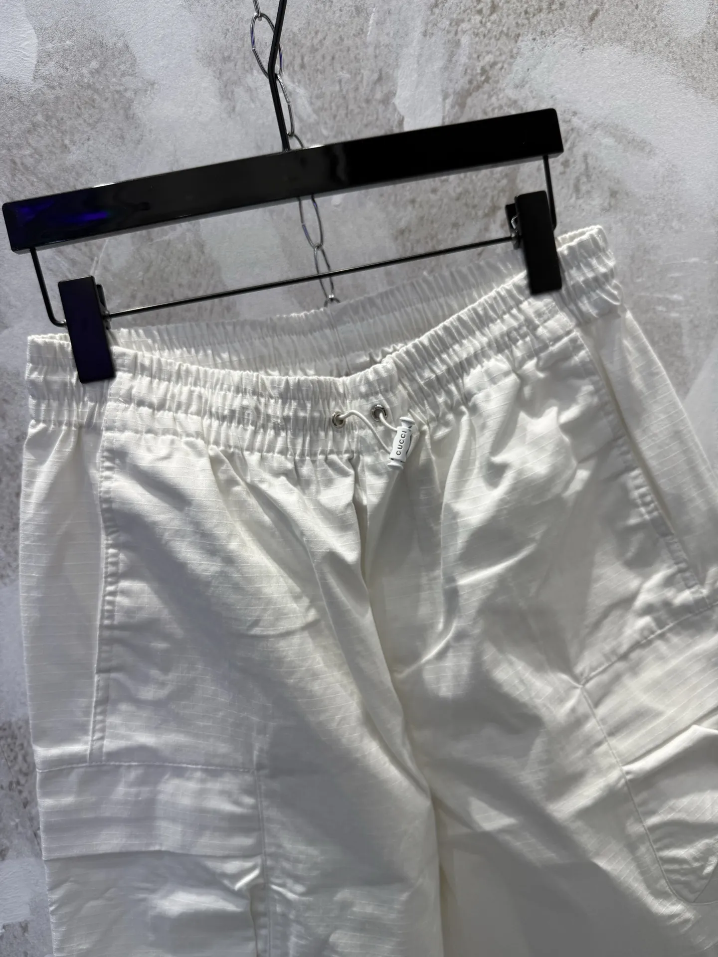 Logo-Print Drawstring Cargo Shorts D19512961 — view 3