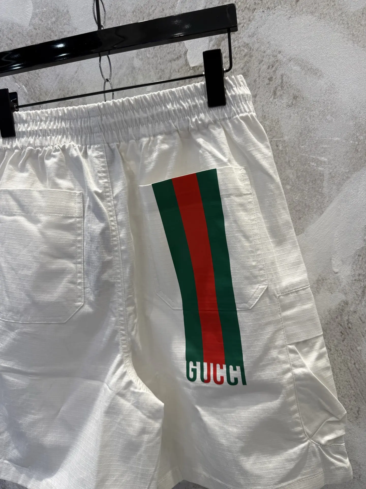 Logo-Print Drawstring Cargo Shorts D19512961 — view 7