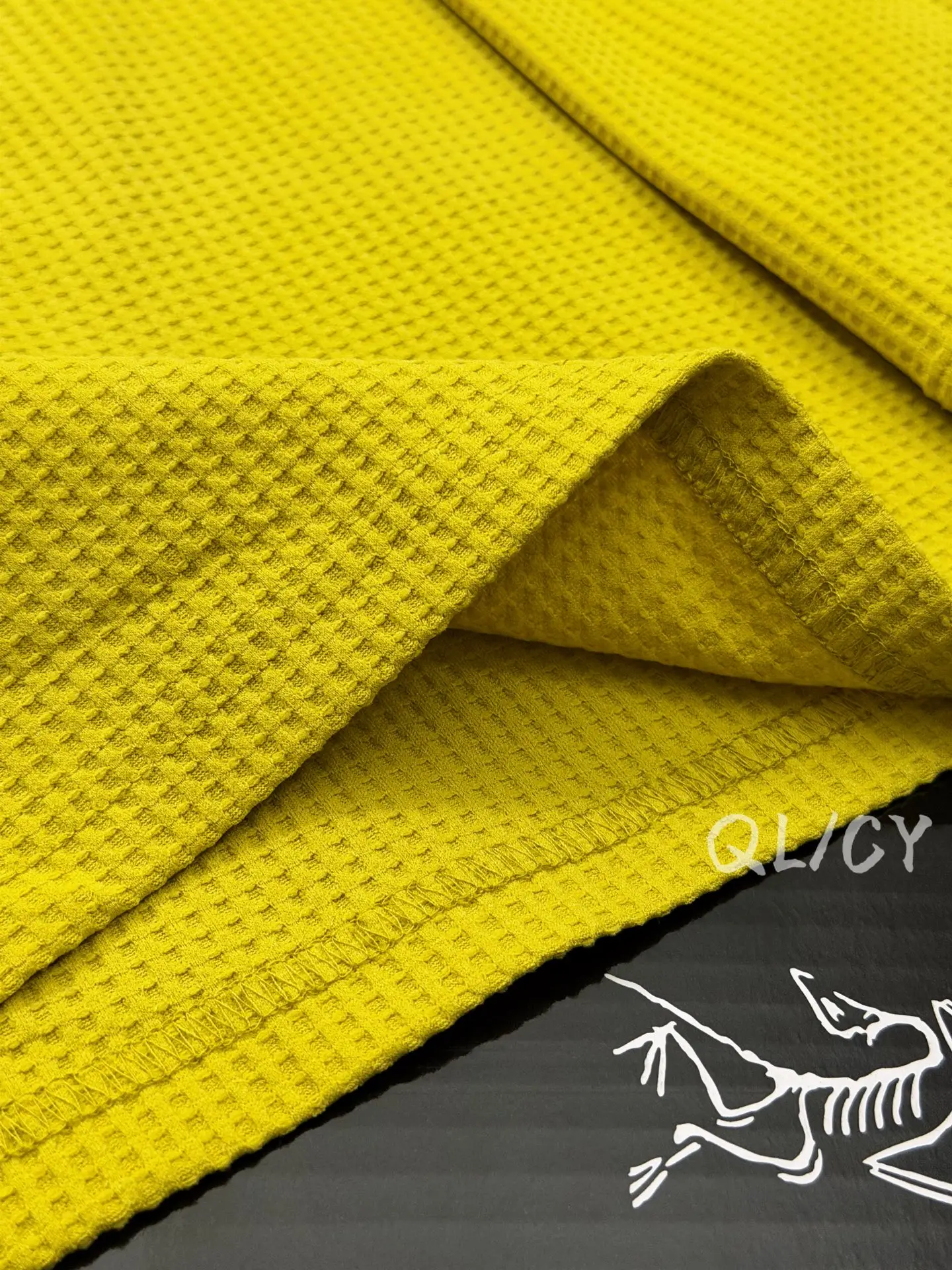 Arc'teryx Waffle Knit Long-Sleeve T-Shirt D21019549 — view 6