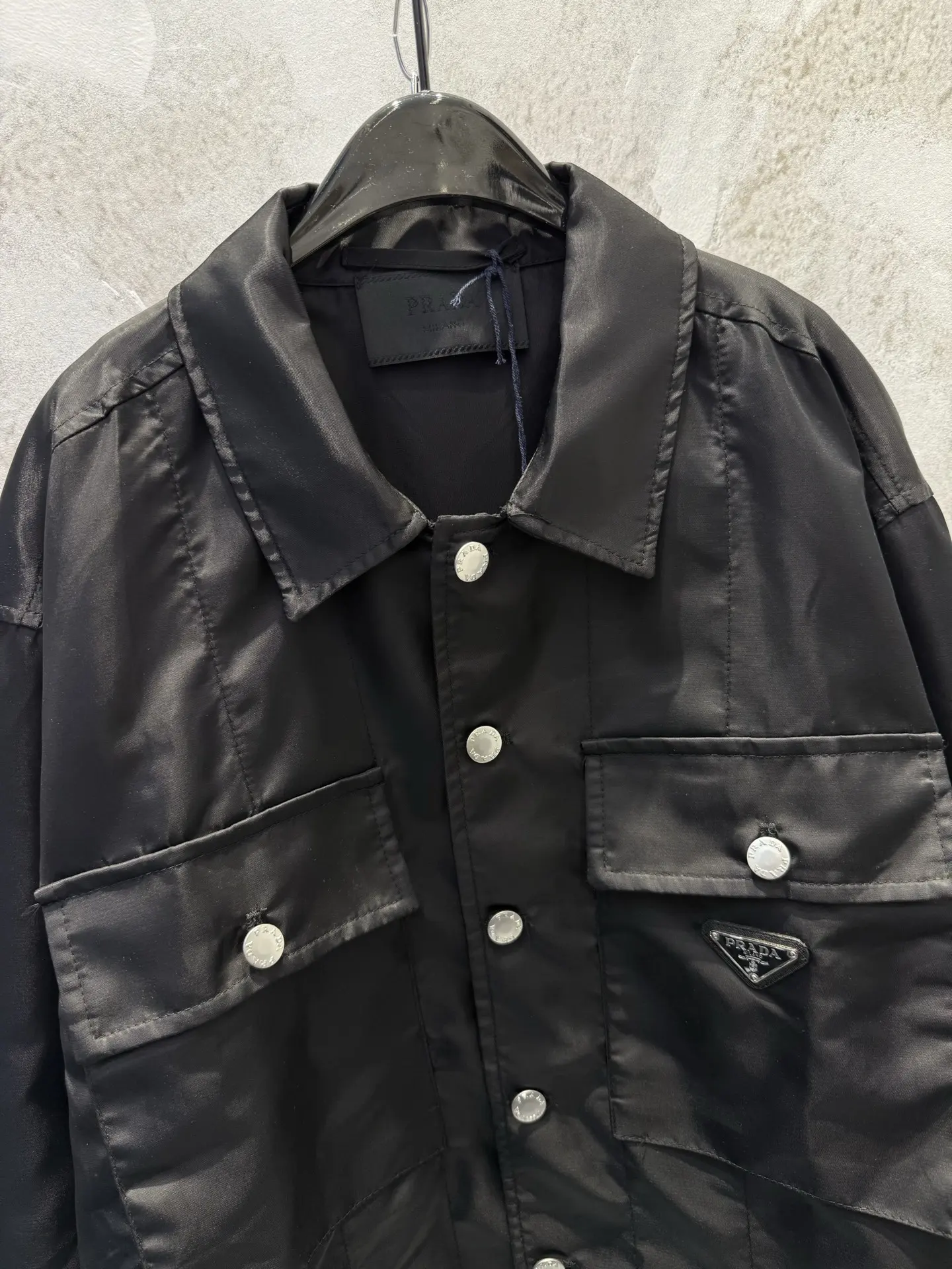 Logo-Plaque Re-Nylon Utility Overshirt D23512950 — view 3
