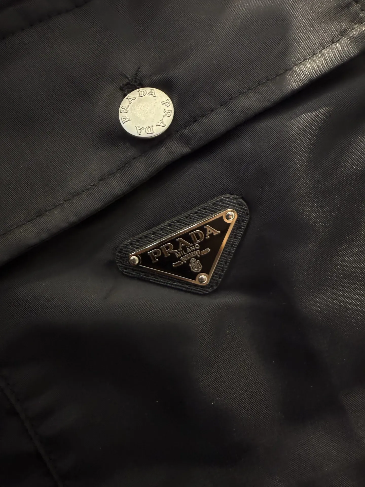 Logo-Plaque Re-Nylon Utility Overshirt D23512950 — view 7
