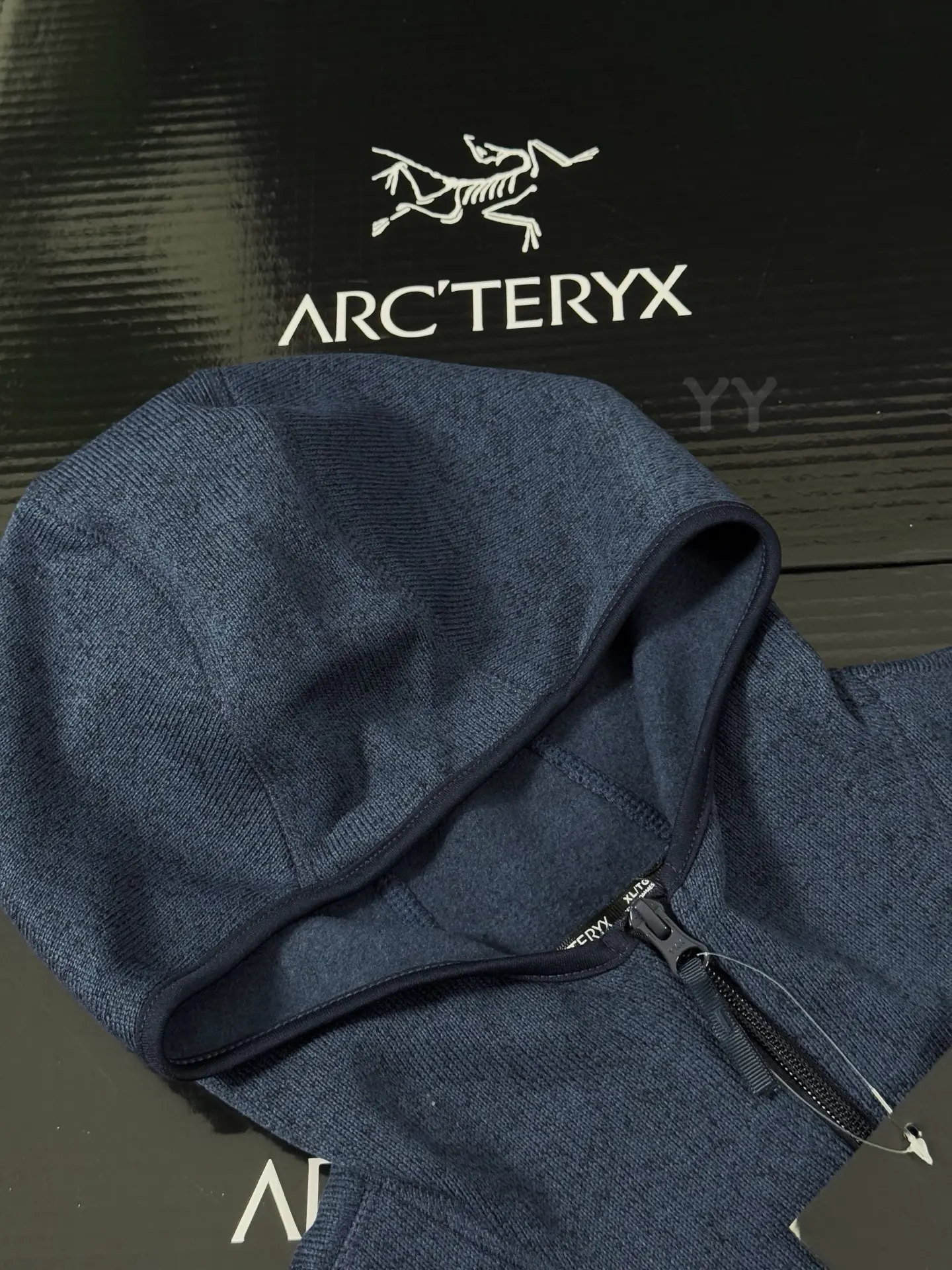 Covert Wool-Blend Fleece Hooded Jacket D26019355 — view 2
