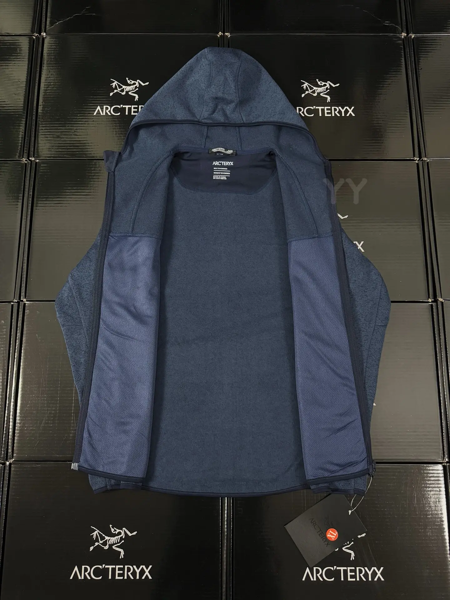 Covert Wool-Blend Fleece Hooded Jacket D26019355 — view 5