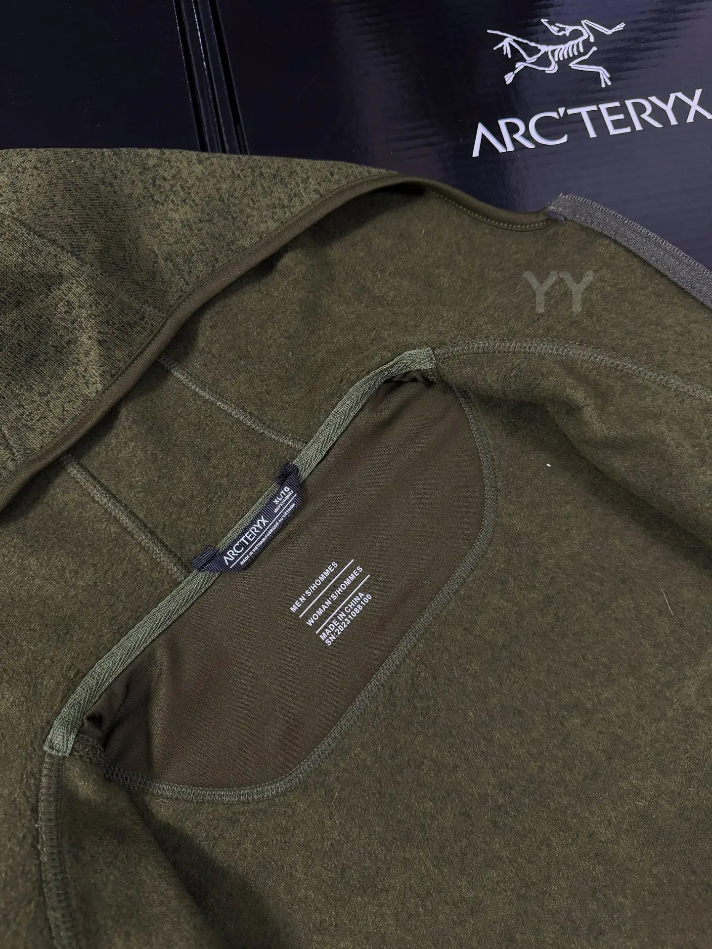 Covert Wool-Blend Fleece Hooded Jacket D26019356 — view 7