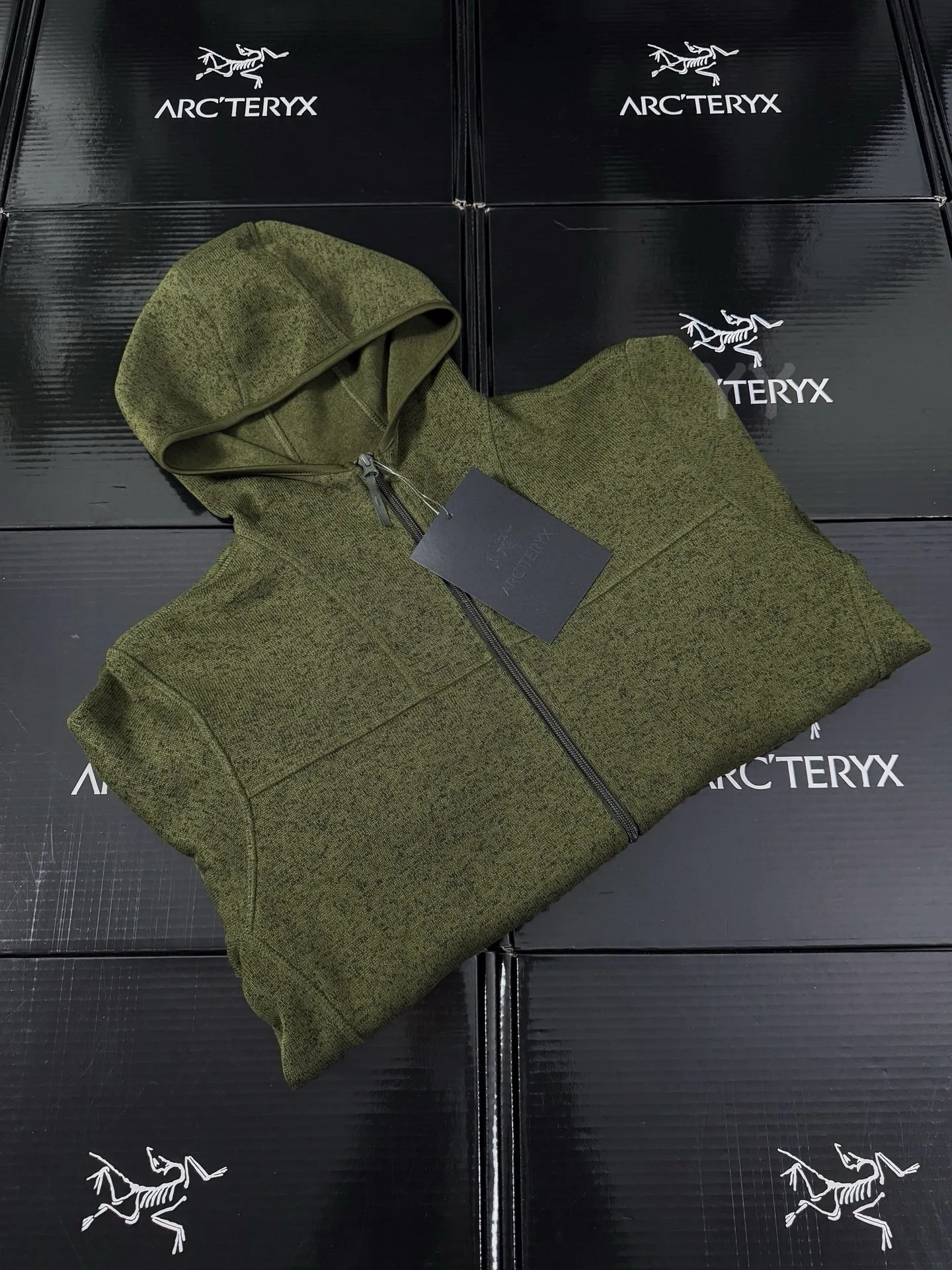Covert Wool-Blend Fleece Hooded Jacket D26019356 — view 9