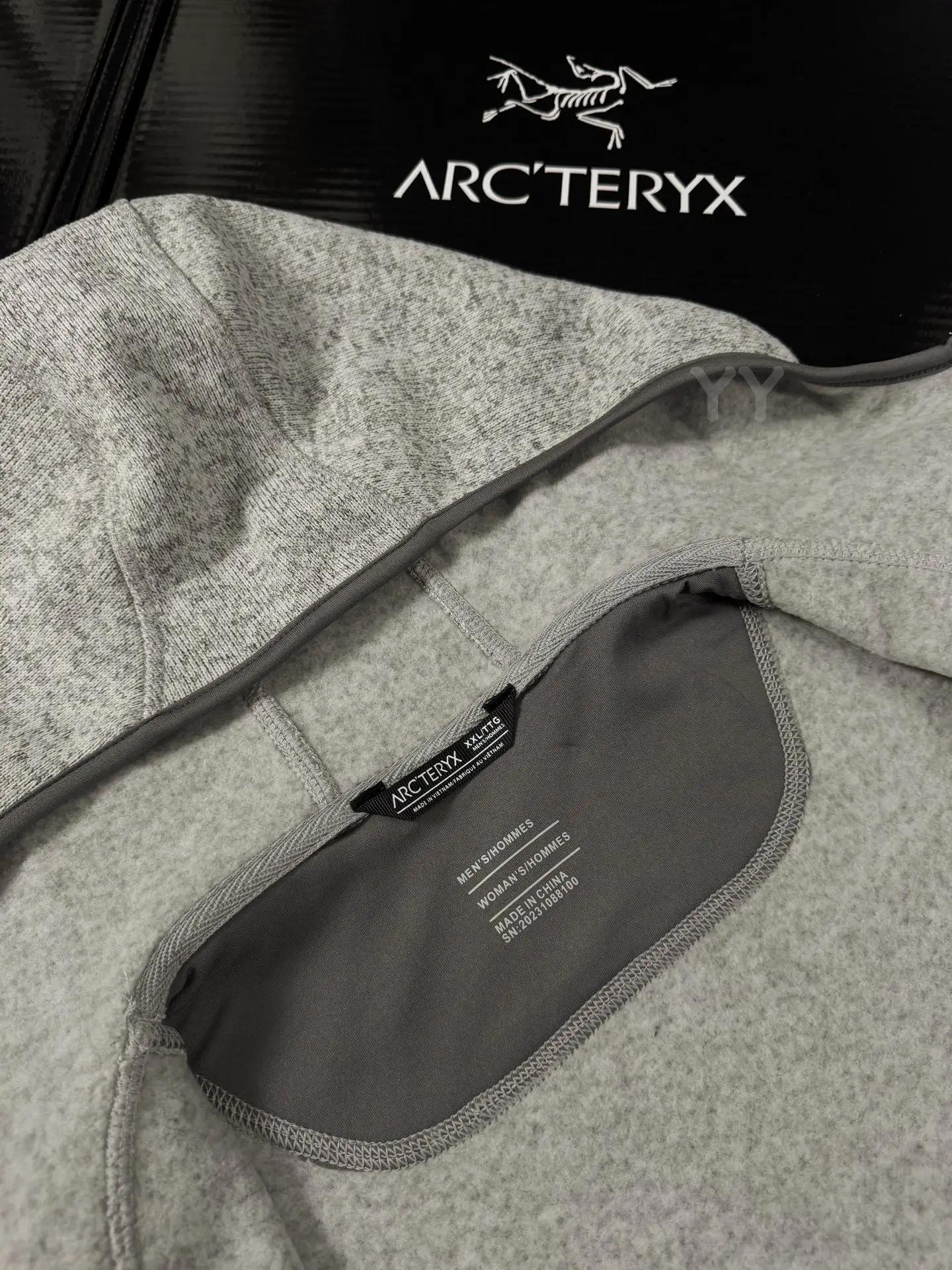 Covert Wool-Blend Hooded Fleece Jacket D26019436 — view 7