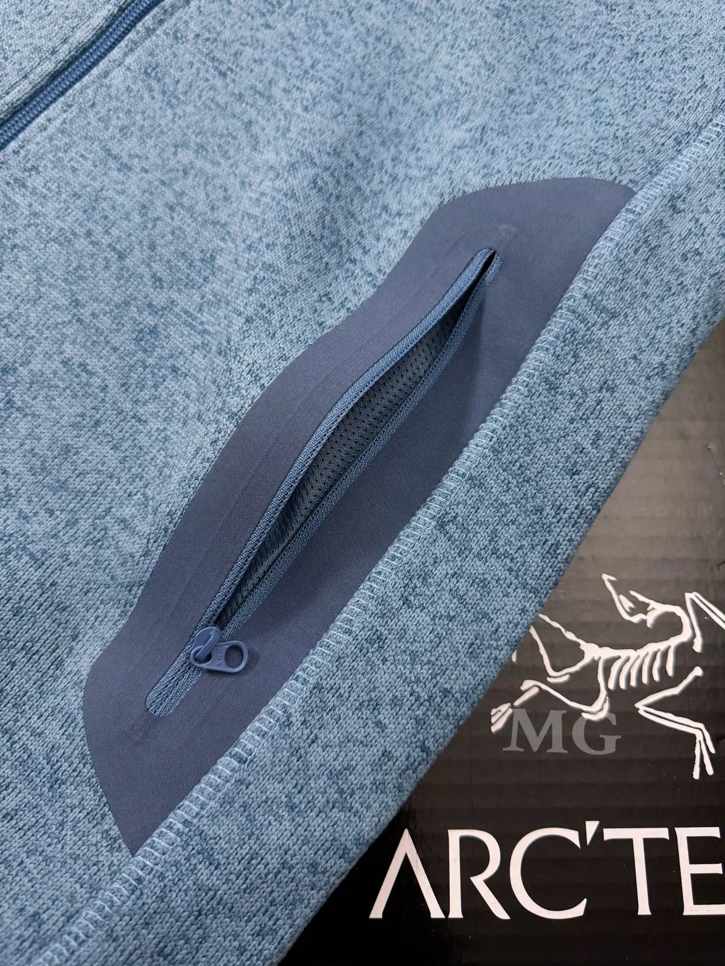 Covert Hooded Fleece Jacket D26019435 — view 3