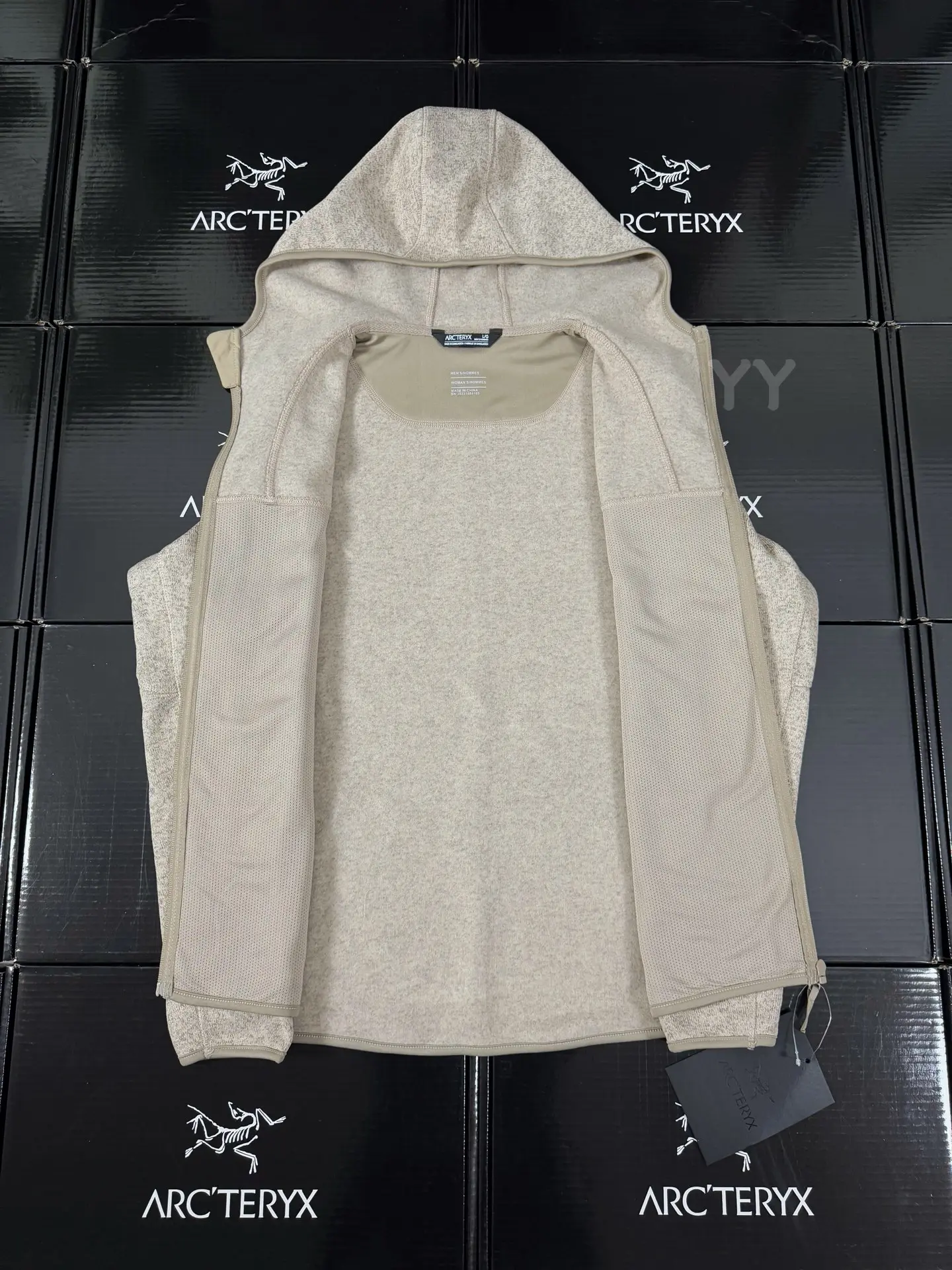 Covert Wool-Blend Fleece Hooded Jacket D26019353 — view 2