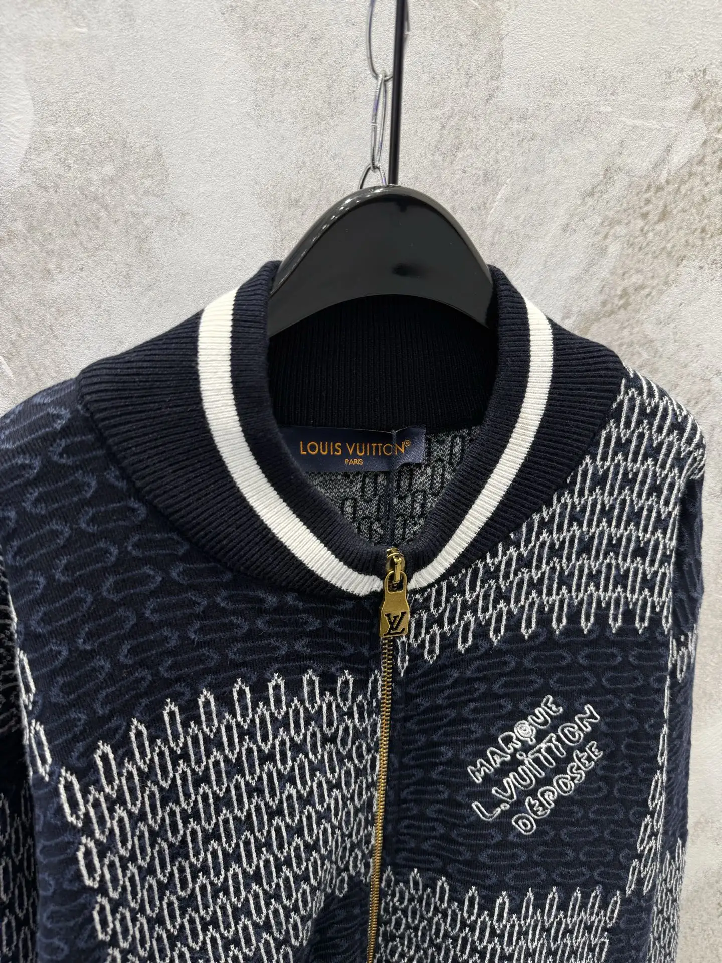 Damier Pattern Knit Bomber Cardigan D26012944 — view 7