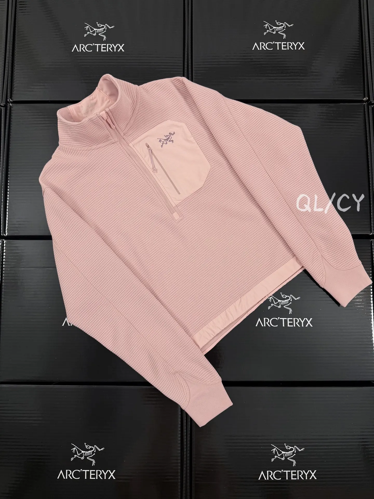 Olera Waffle-Knit Fleece Sweatshirt D27019653 — view 2
