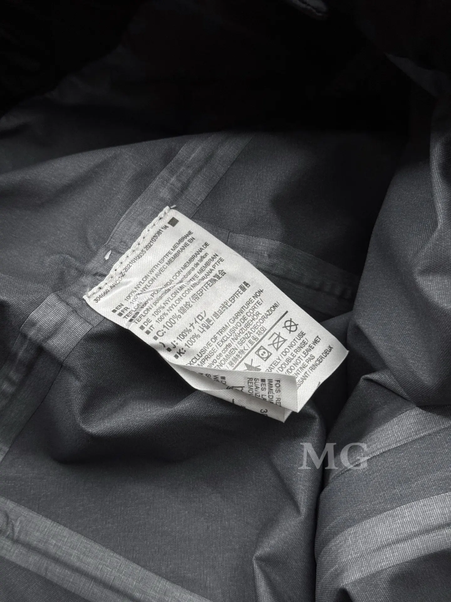 Beta GORE-TEX Shell Trousers D28019473 — view 8