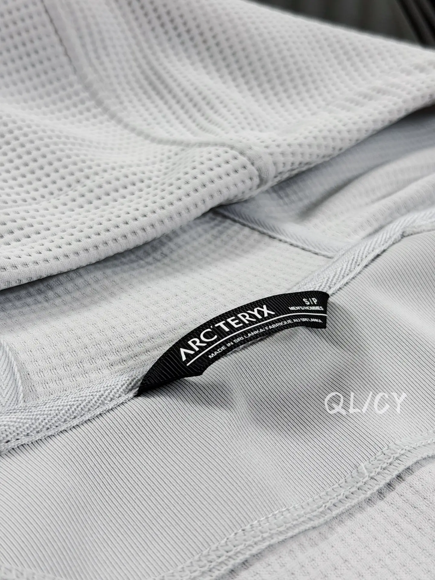 Olera Waffle-Knit Hooded Jacket D28019594 — view 9