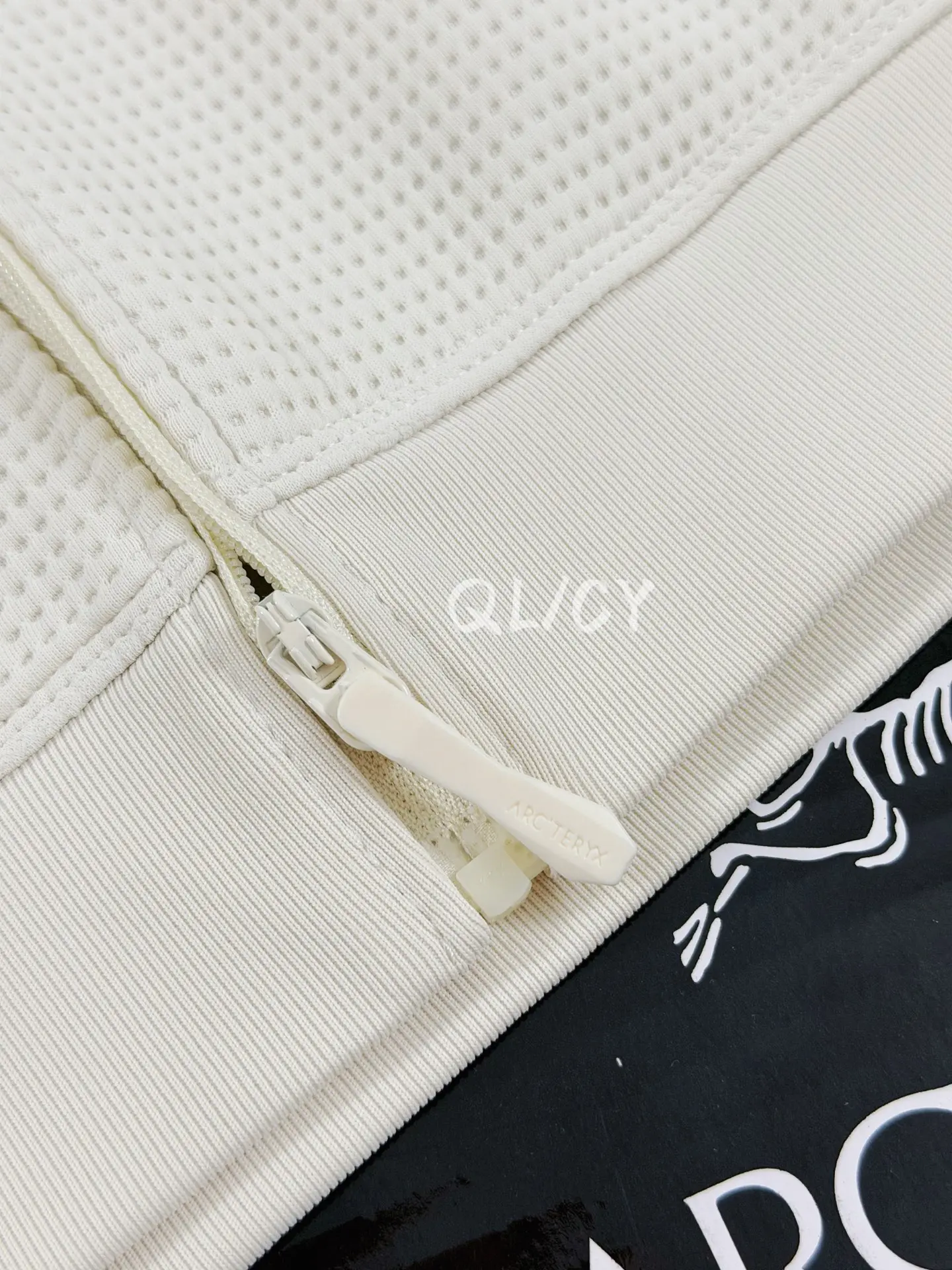 Olera Waffle-Knit Hooded Jacket D28019592 — view 5