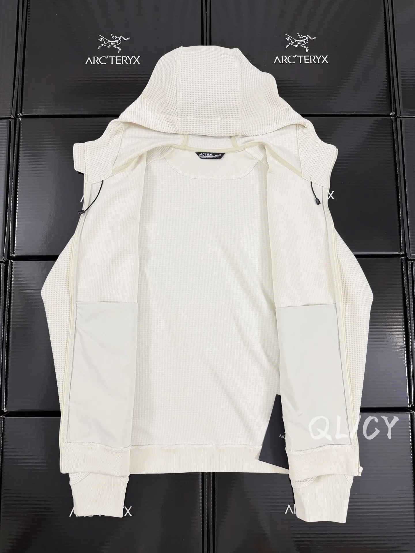 Olera Waffle-Knit Hooded Jacket D28019592 — view 6