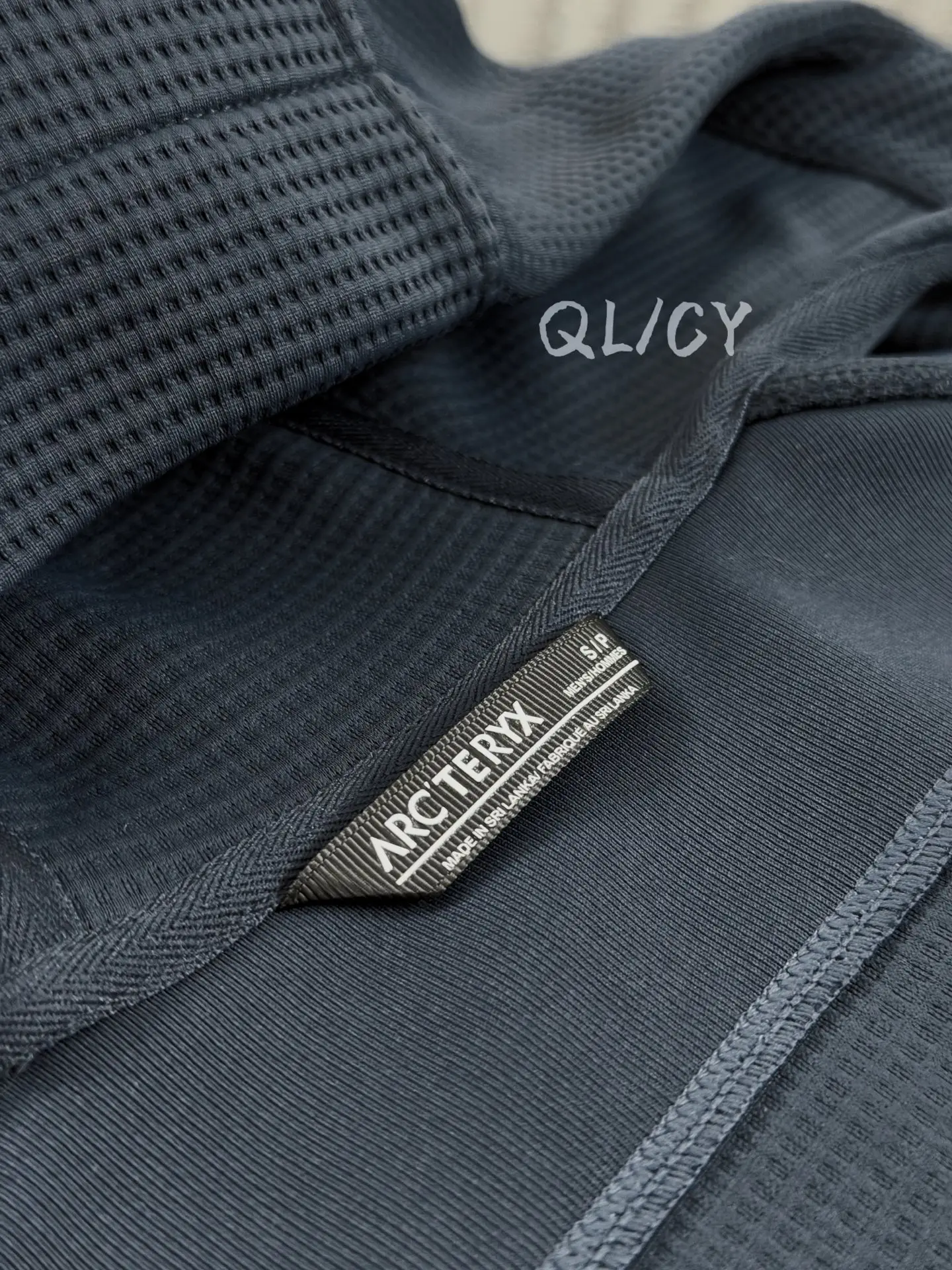Olera Waffle-Knit Hooded Jacket D28019595 — view 9