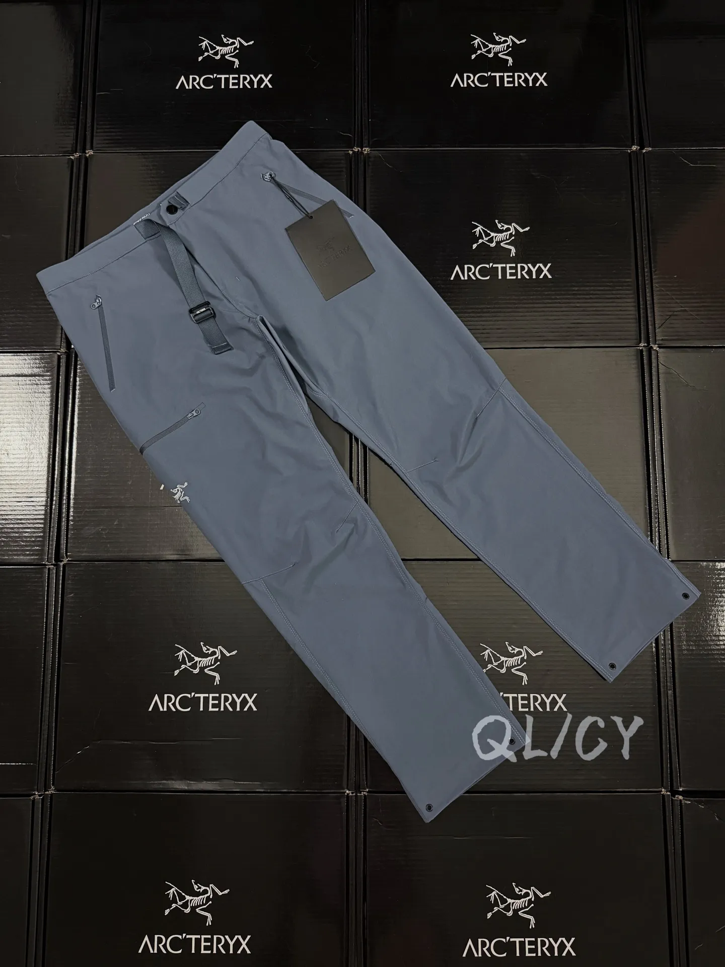 Gamma Lightweight Softshell Trousers D28019541 — view 2