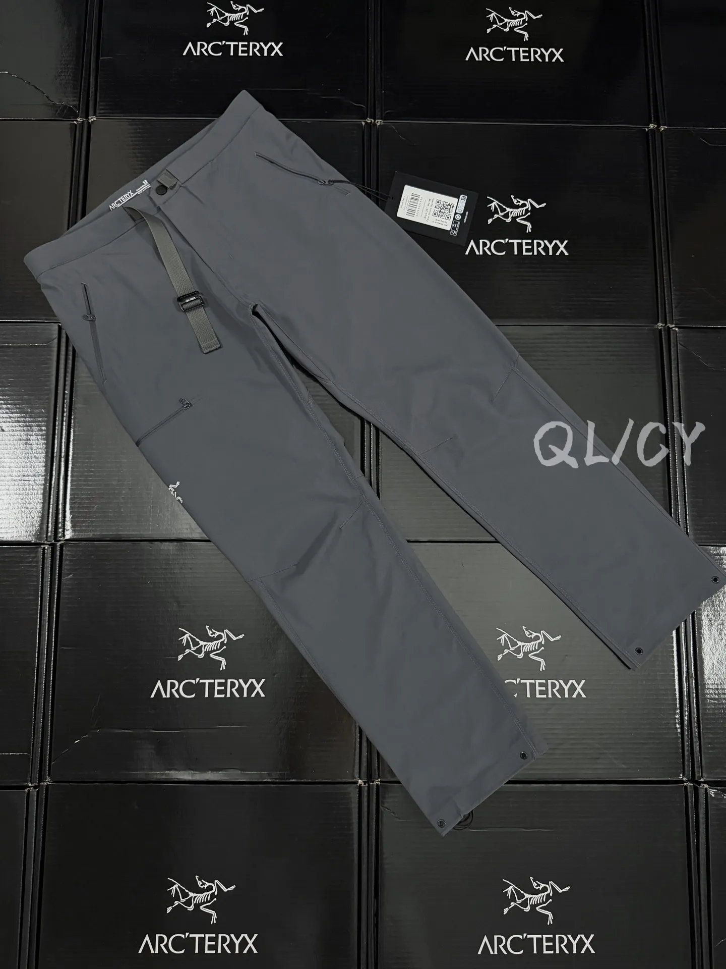 Gamma Lightweight Softshell Trousers D28019537 — view 2