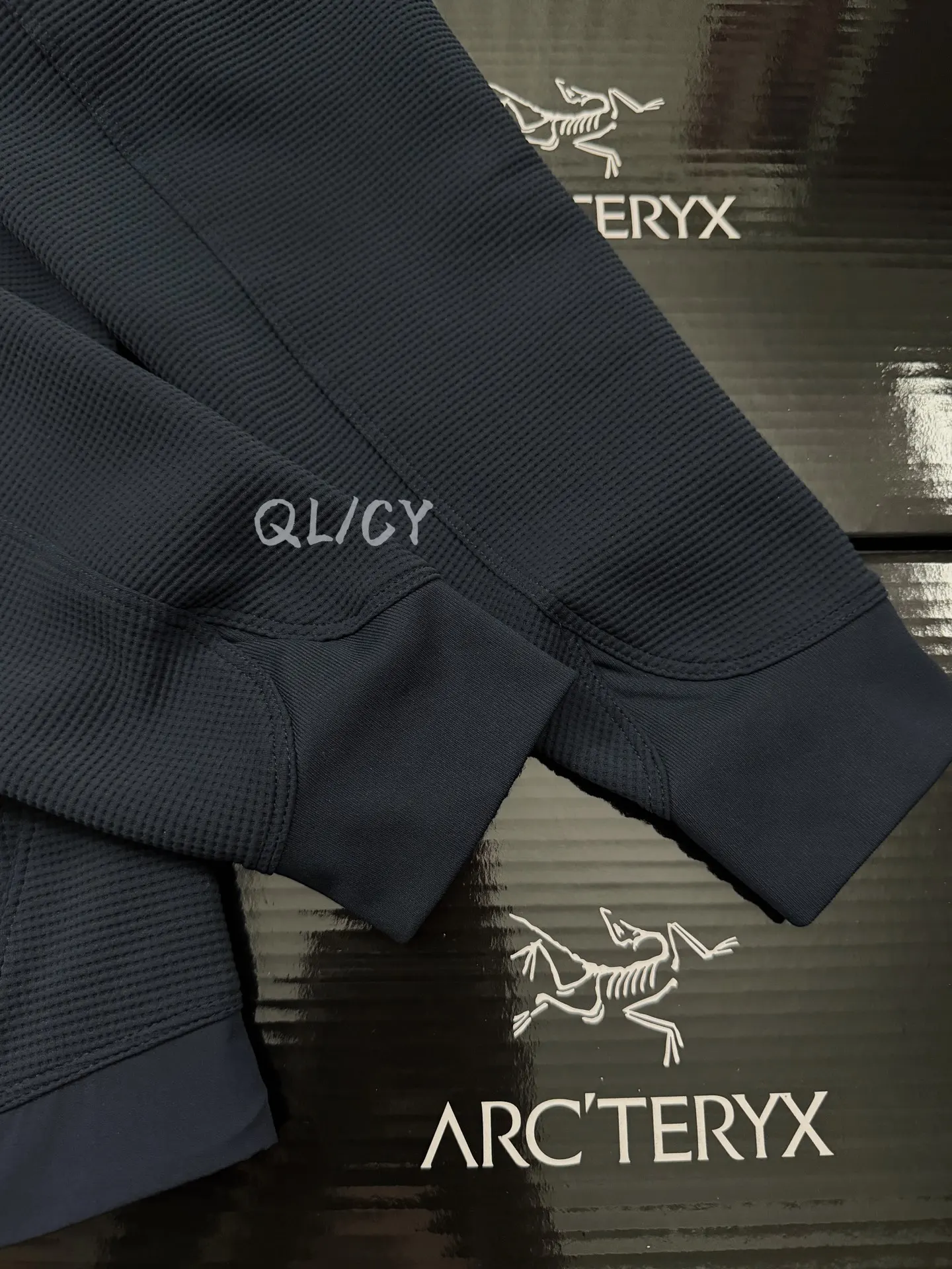 Waffle-Knit Zip-Up Performance Jacket D28019553 — view 6
