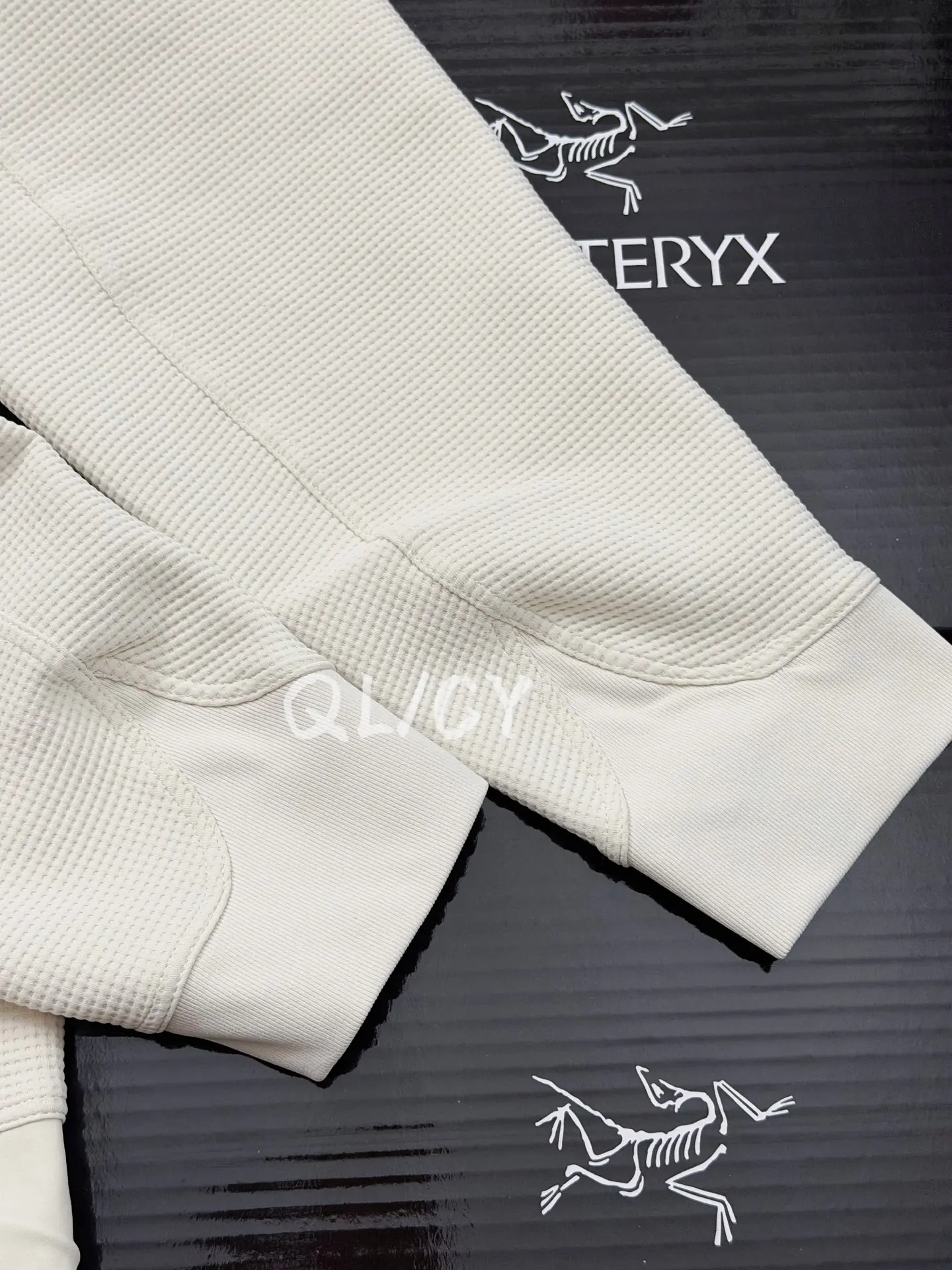 Waffle-Knit Zip-Up Performance Jacket D28019555 — view 2