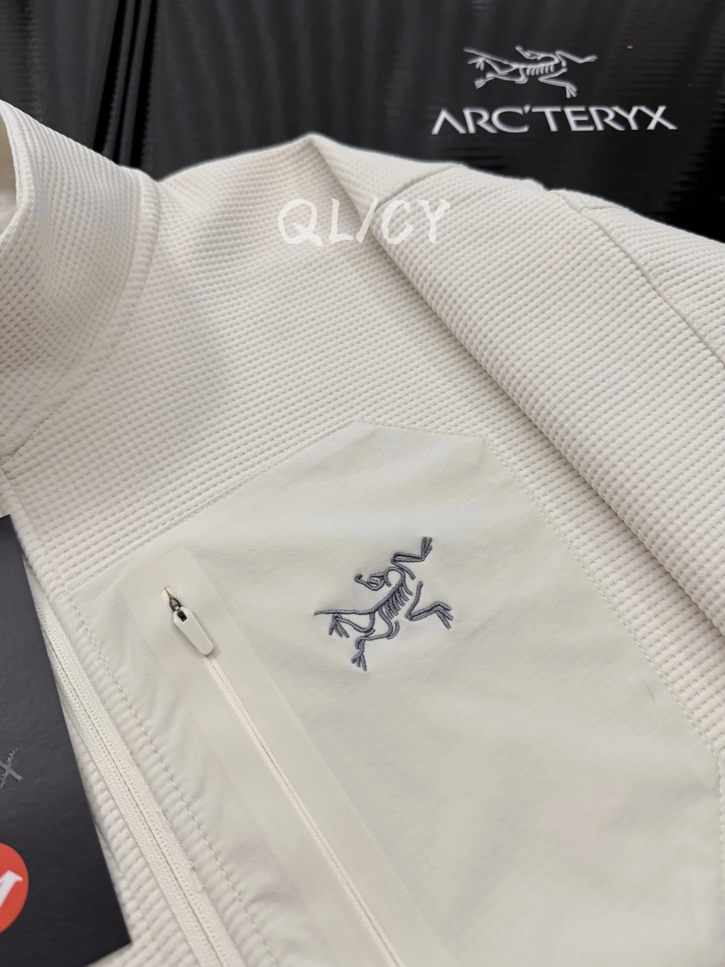 Waffle-Knit Zip-Up Performance Jacket D28019555 — view 7