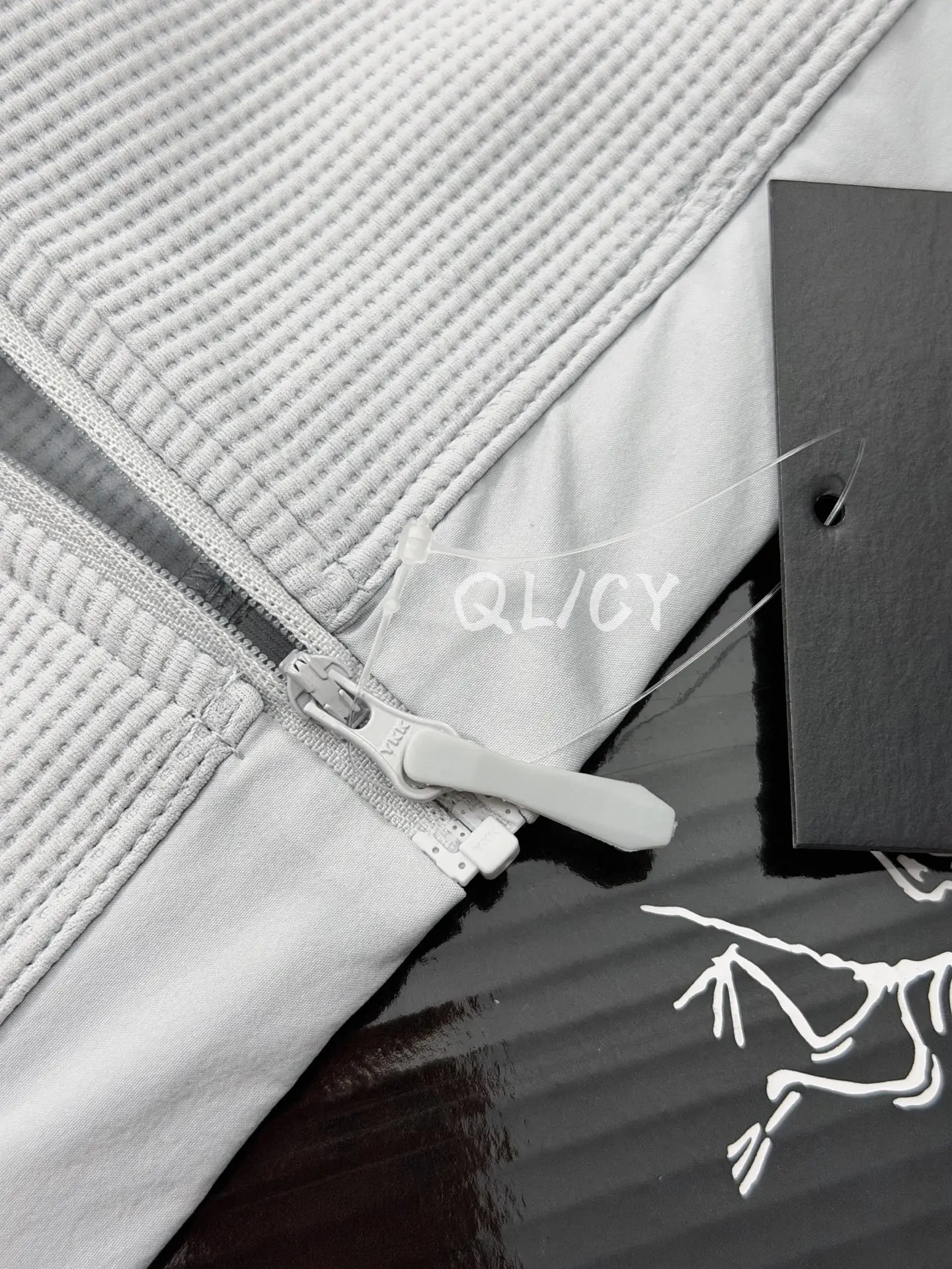 Waffle-Knit Zip-Up Outdoor Jacket D28019554 — view 7