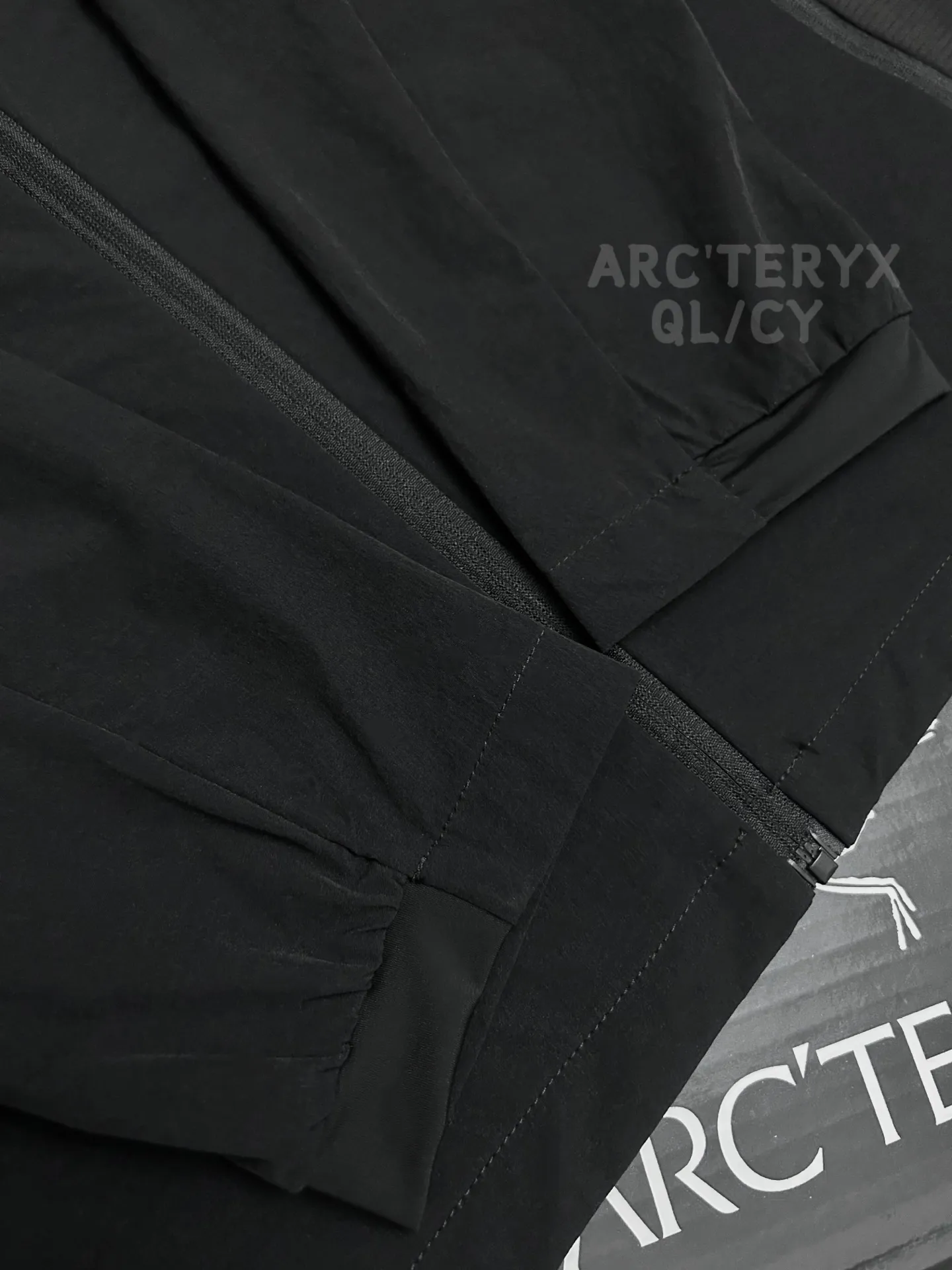 Incendo Airshell Lightweight Windshell Jacket D29011086 — view 3