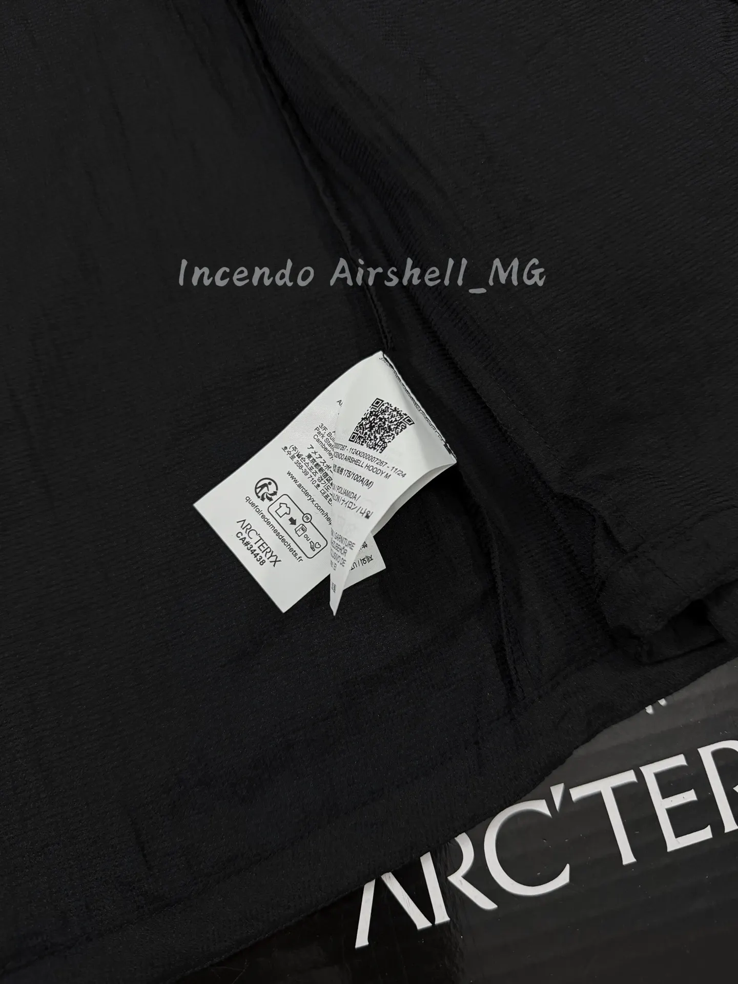 Incendo Airshell Hooded Windshell Jacket D30011072 — view 8