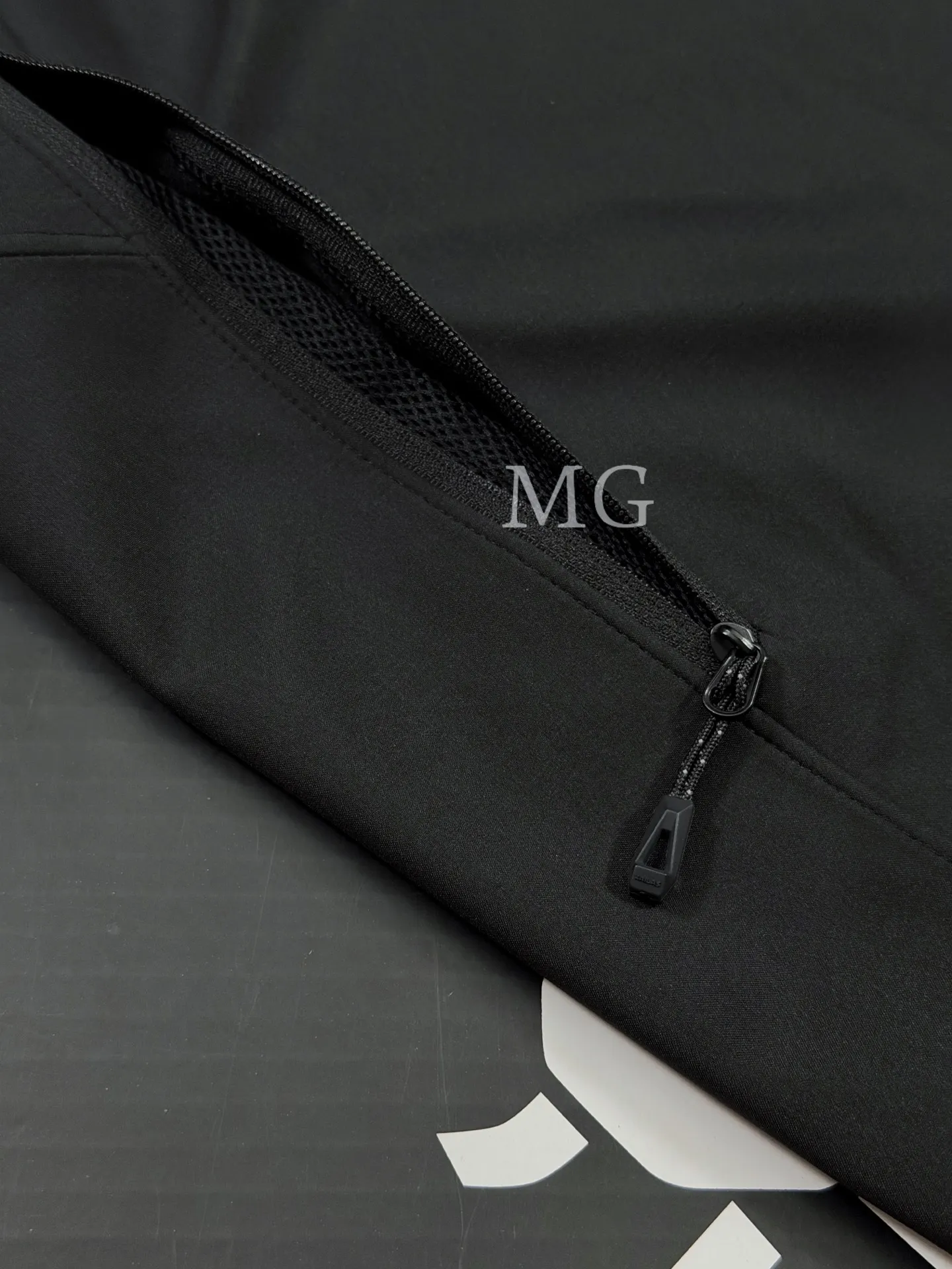 M8 IC Softshell Windproof Fleece-Lined Jacket D30019450 — view 4
