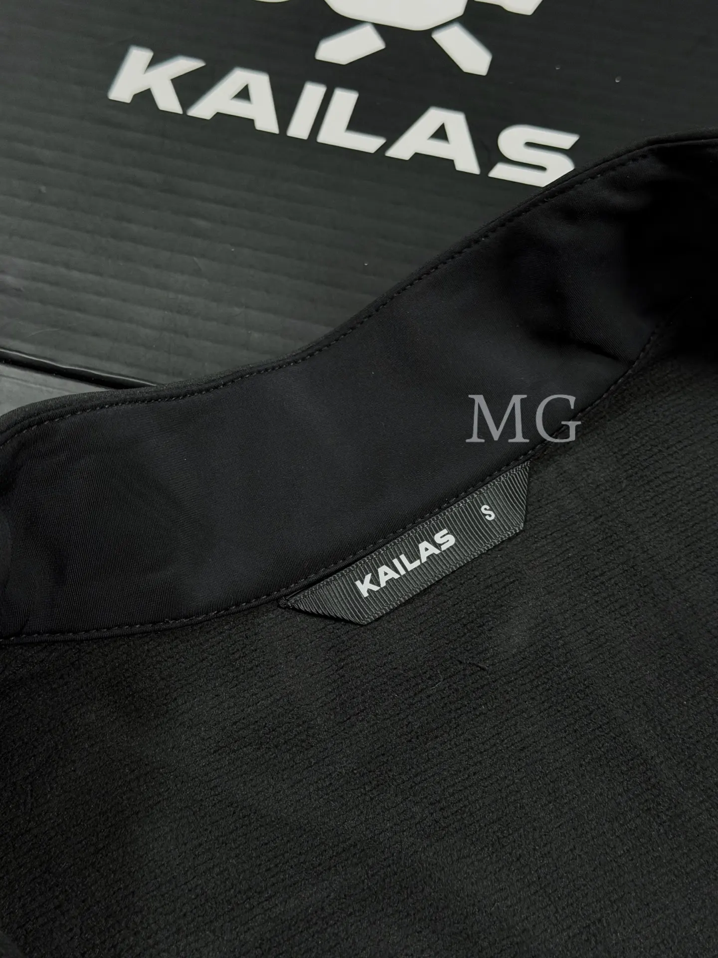 M8 IC Softshell Windproof Fleece-Lined Jacket D30019450 — view 9
