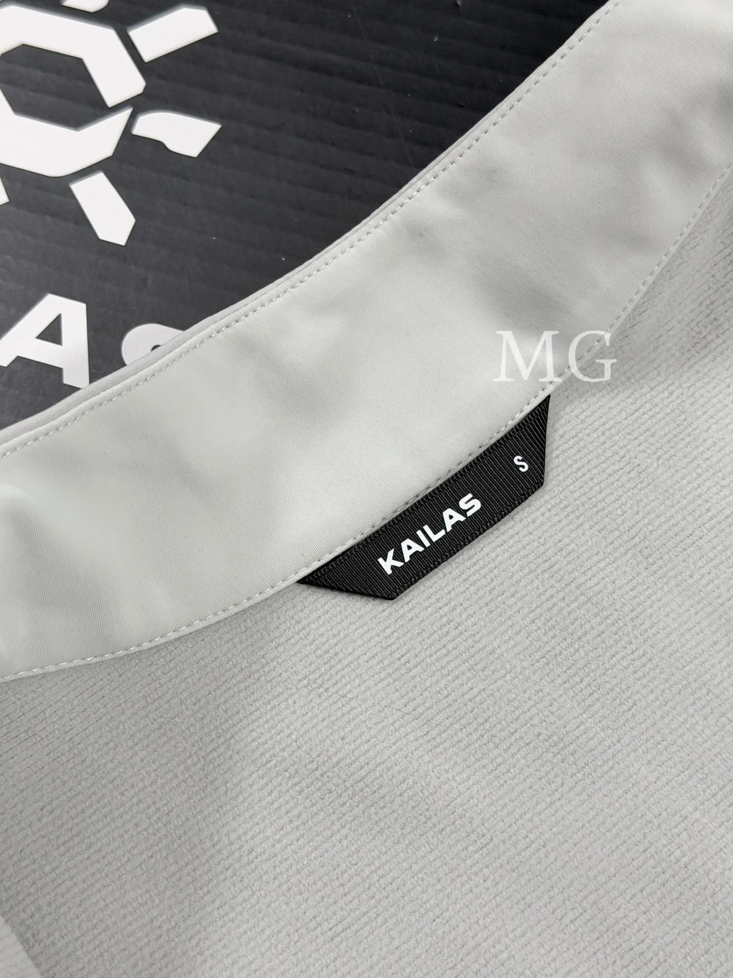 M8 IC Fleece-Lined Softshell Jacket D30019451 — view 7