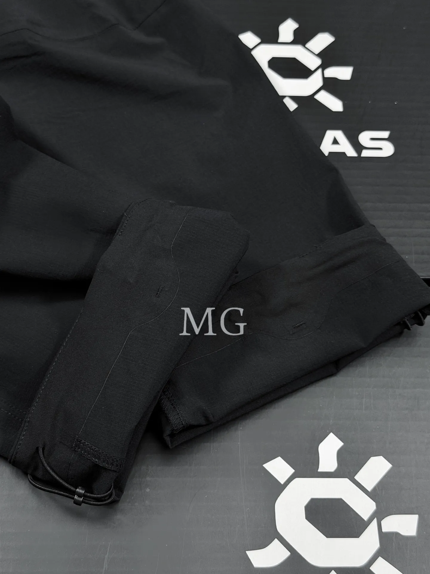 T10 Cordura Softshell Hiking Trousers D30019620 — view 8