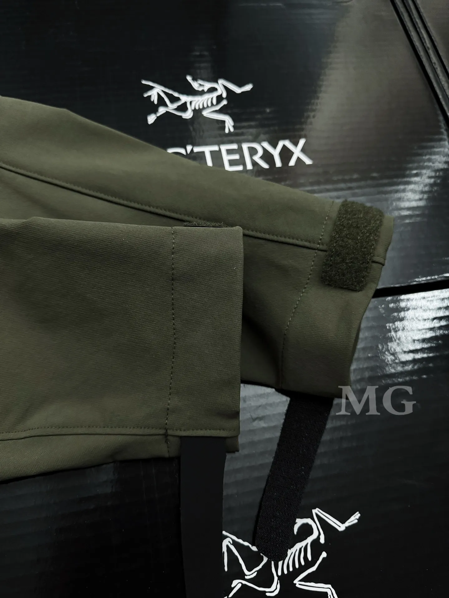 Leaf Patrol AR Softshell Jacket D31019329 — view 9