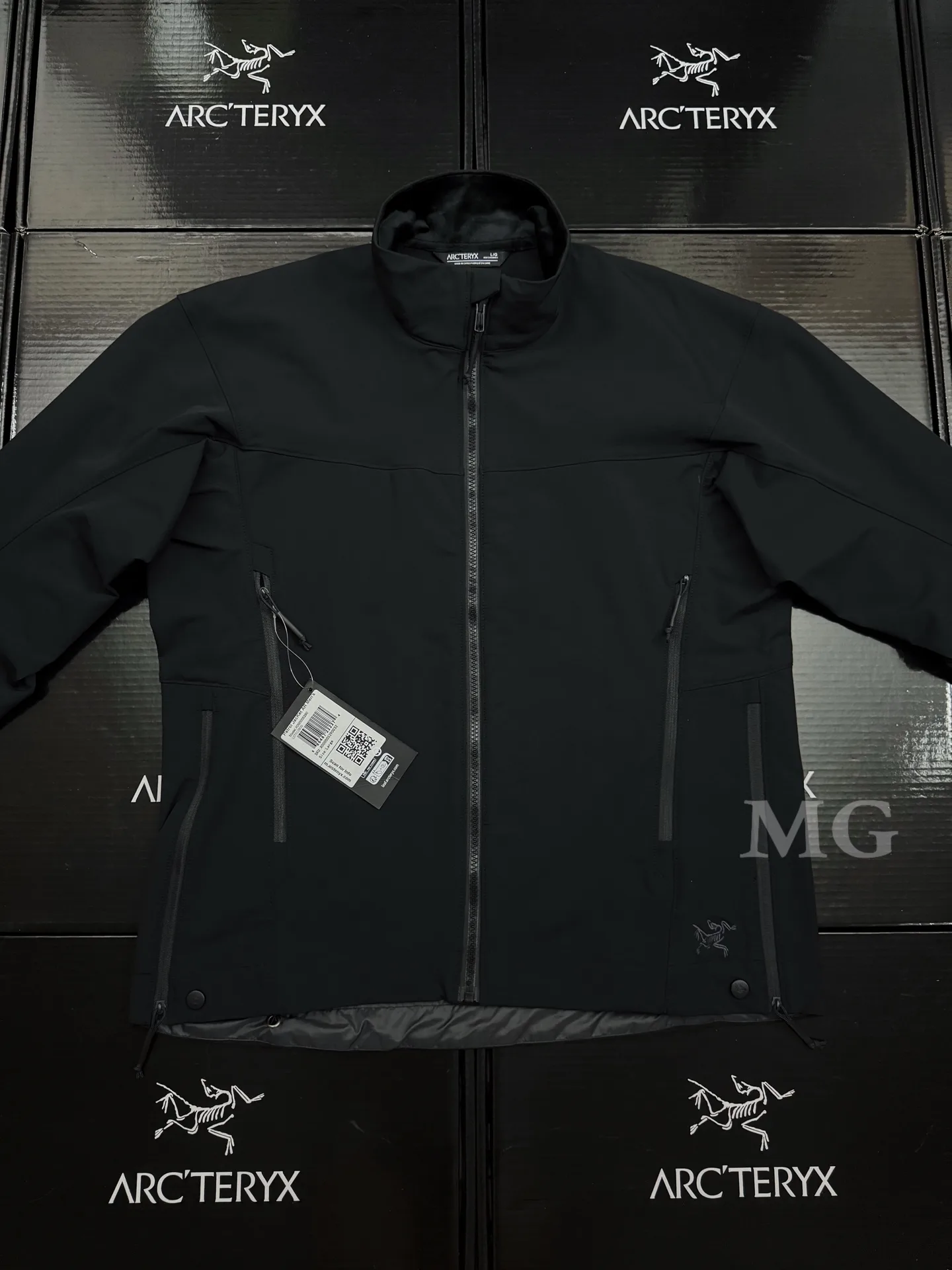 Leaf Patrol AR Softshell Jacket D31019330 — view 2