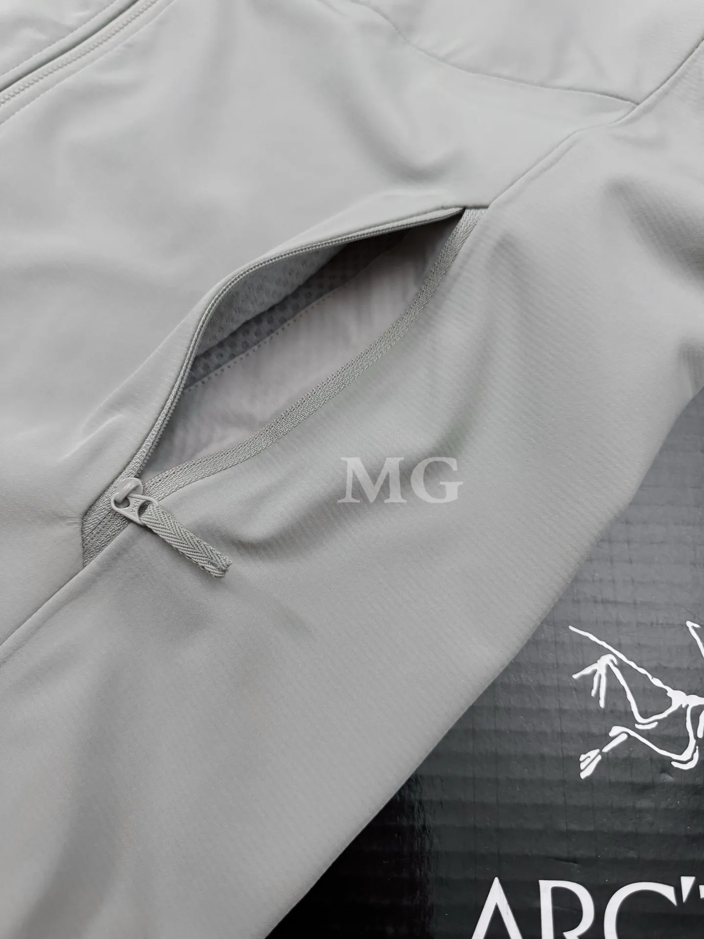 Gamma MX Hoody Softshell Jacket D31019449 — view 6