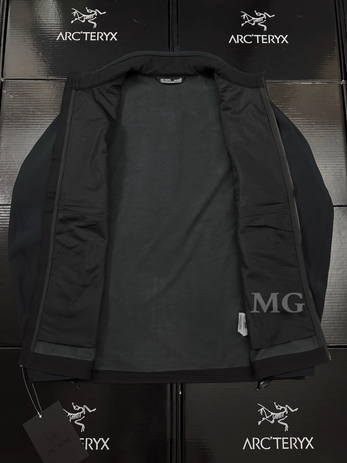 Gamma MX Softshell Hoody Jacket D31019448 — view 8