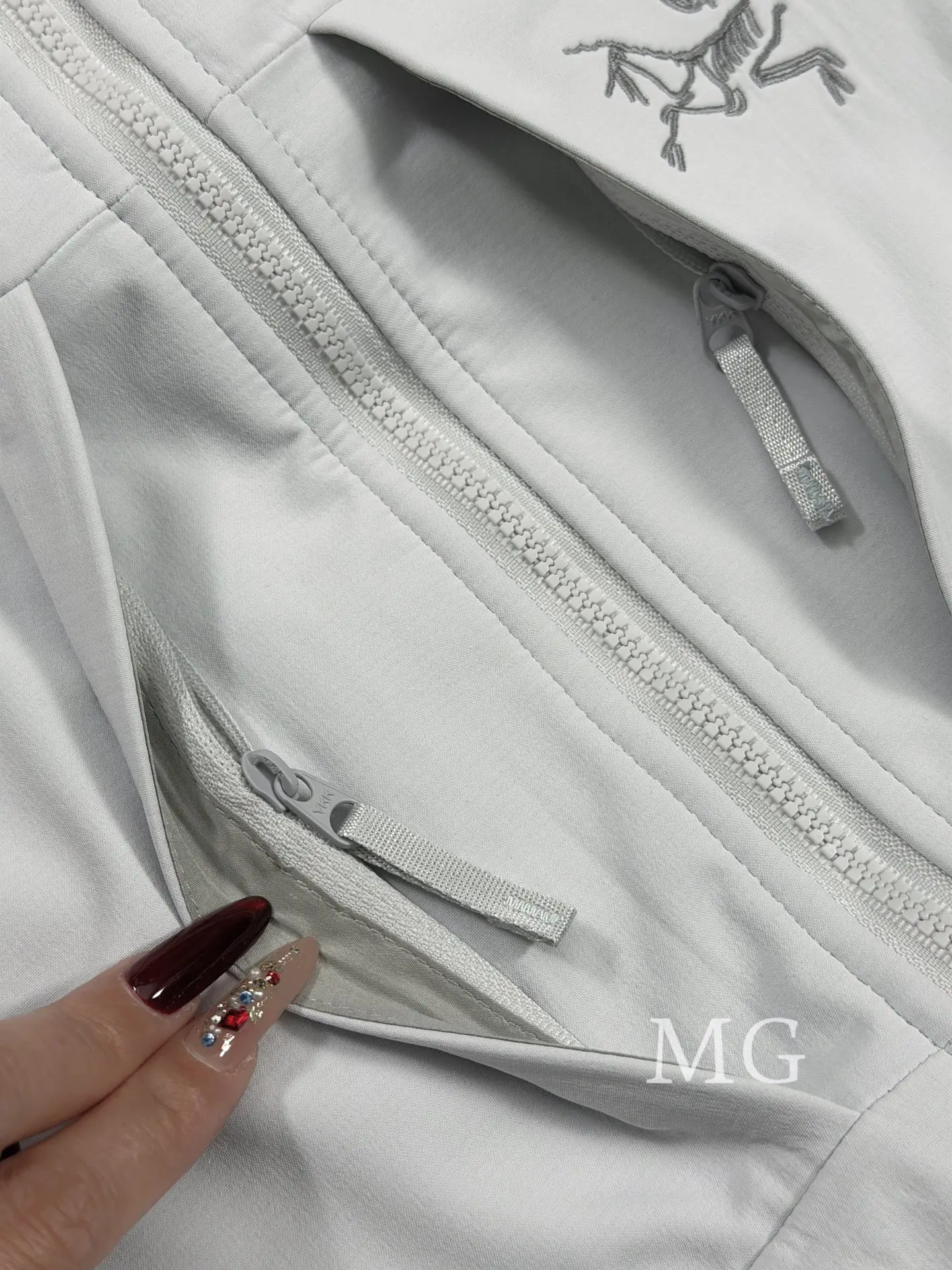 Gamma MX Hooded Softshell Jacket D31019459 — view 4