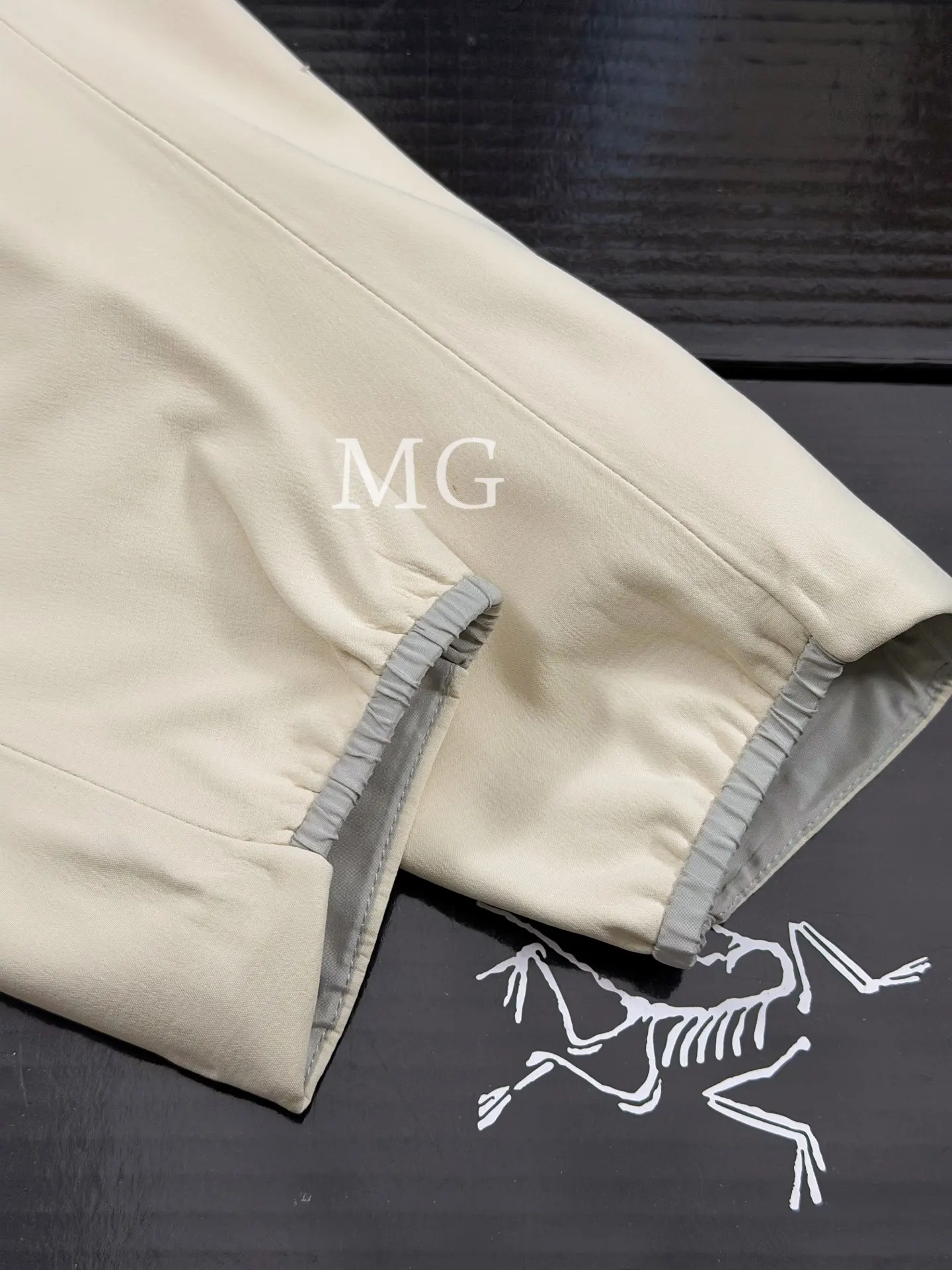 Gamma MX Hooded Softshell Jacket D31019462 — view 6