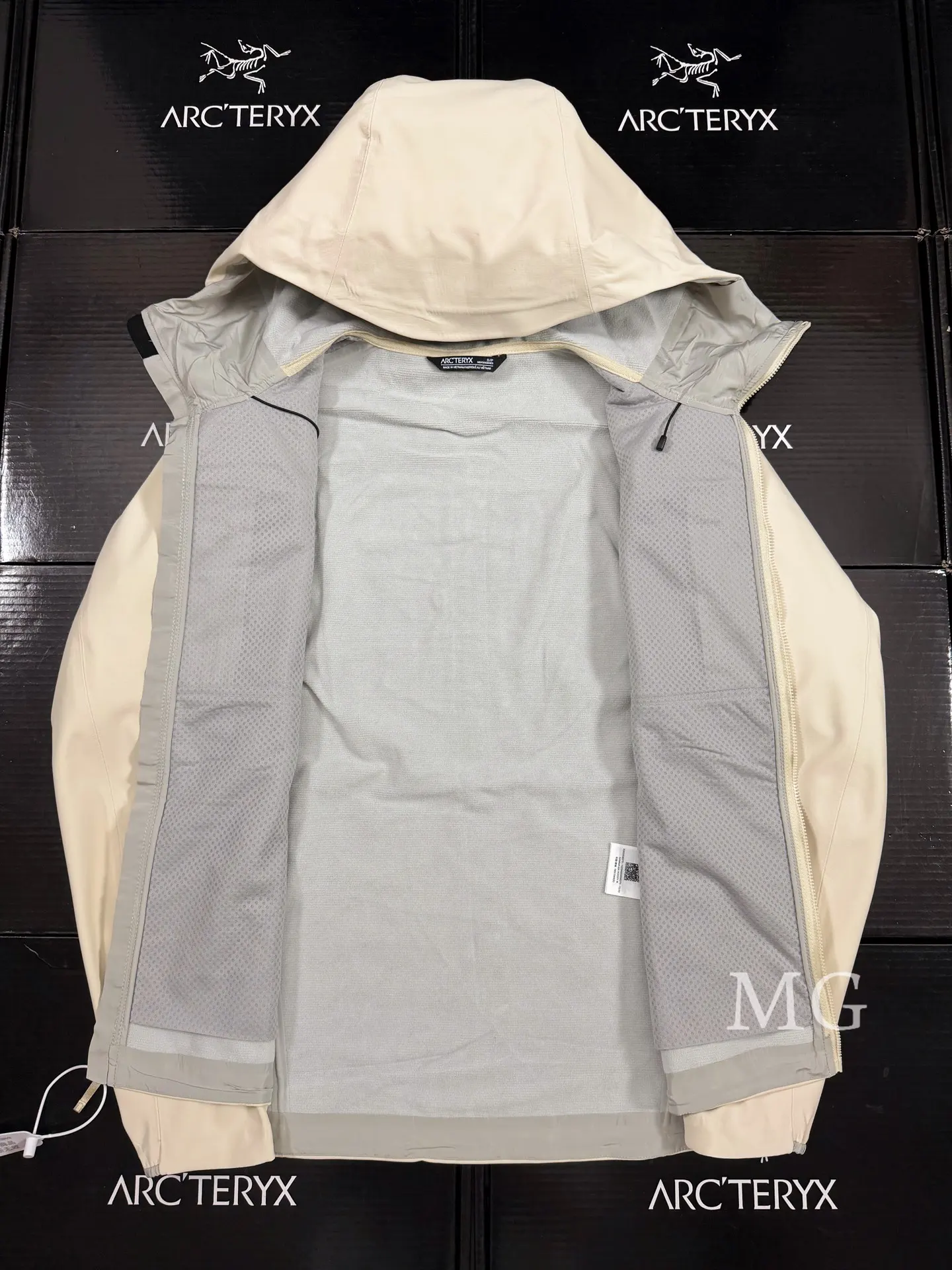 Gamma MX Hooded Softshell Jacket D31019462 — view 7