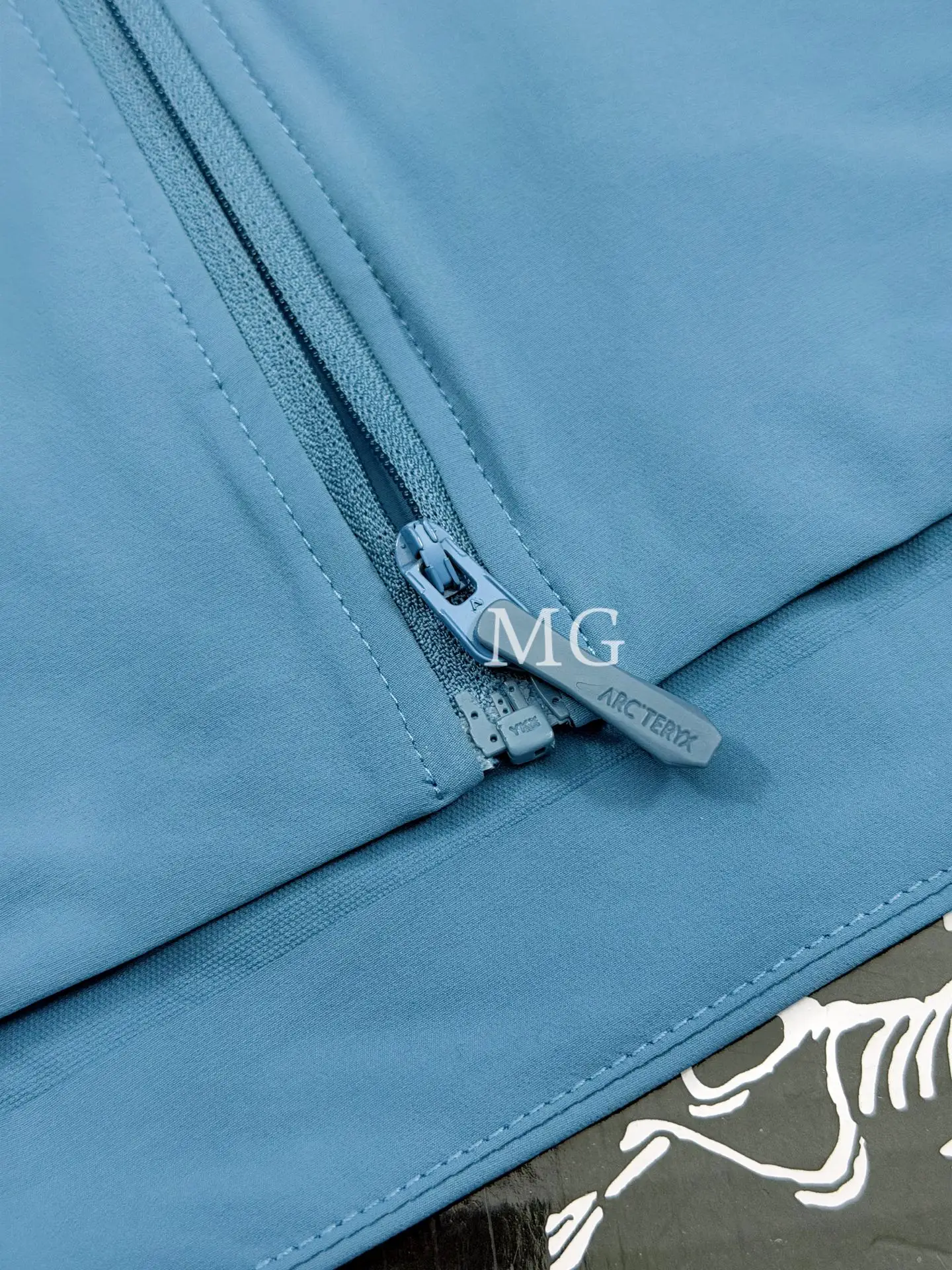 Gamma Lightweight Hooded Softshell Jacket D31019509 — view 7