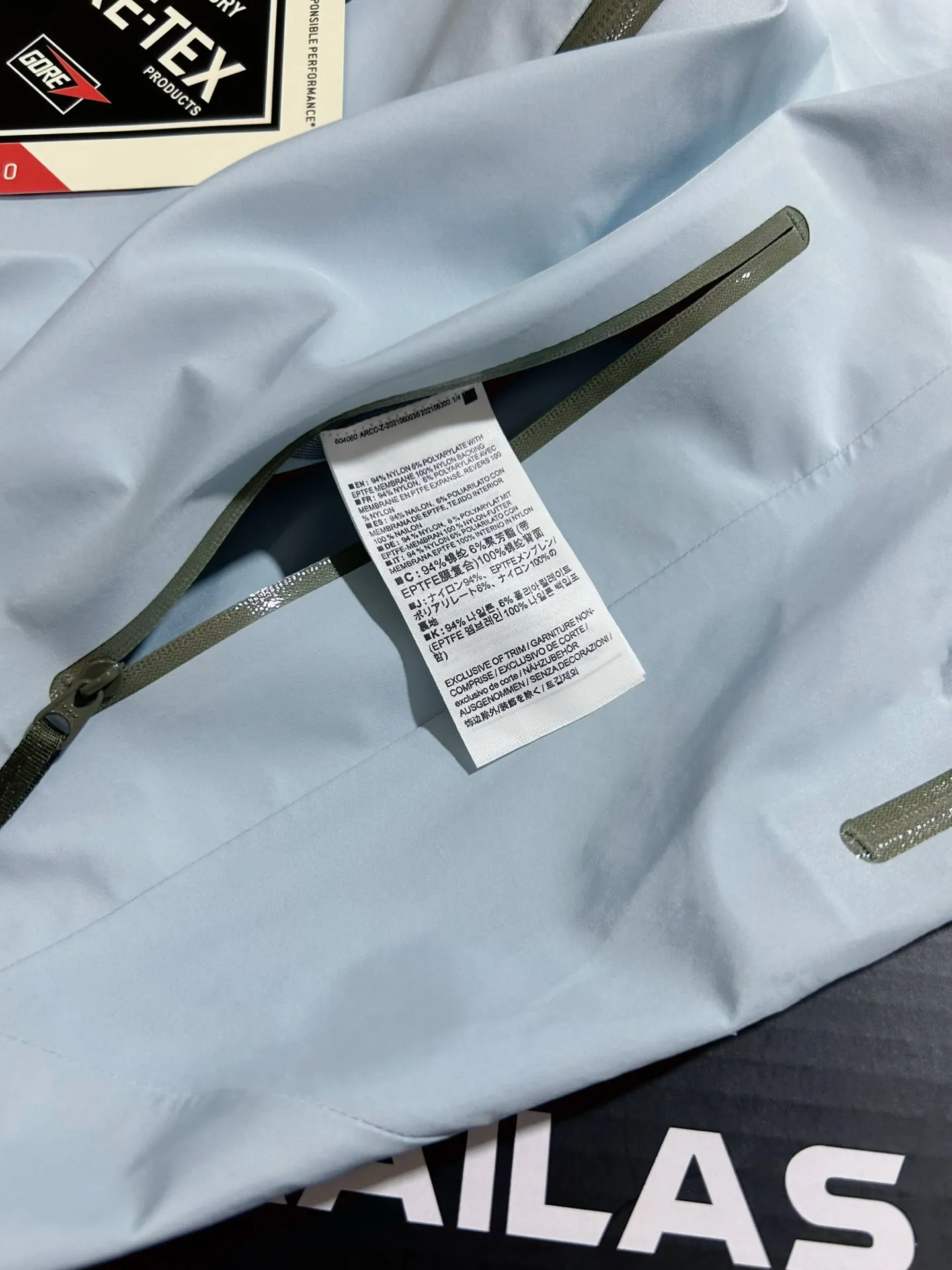 Kailas LT Hooded GORE-TEX Hardshell Jacket D31019296 — view 5