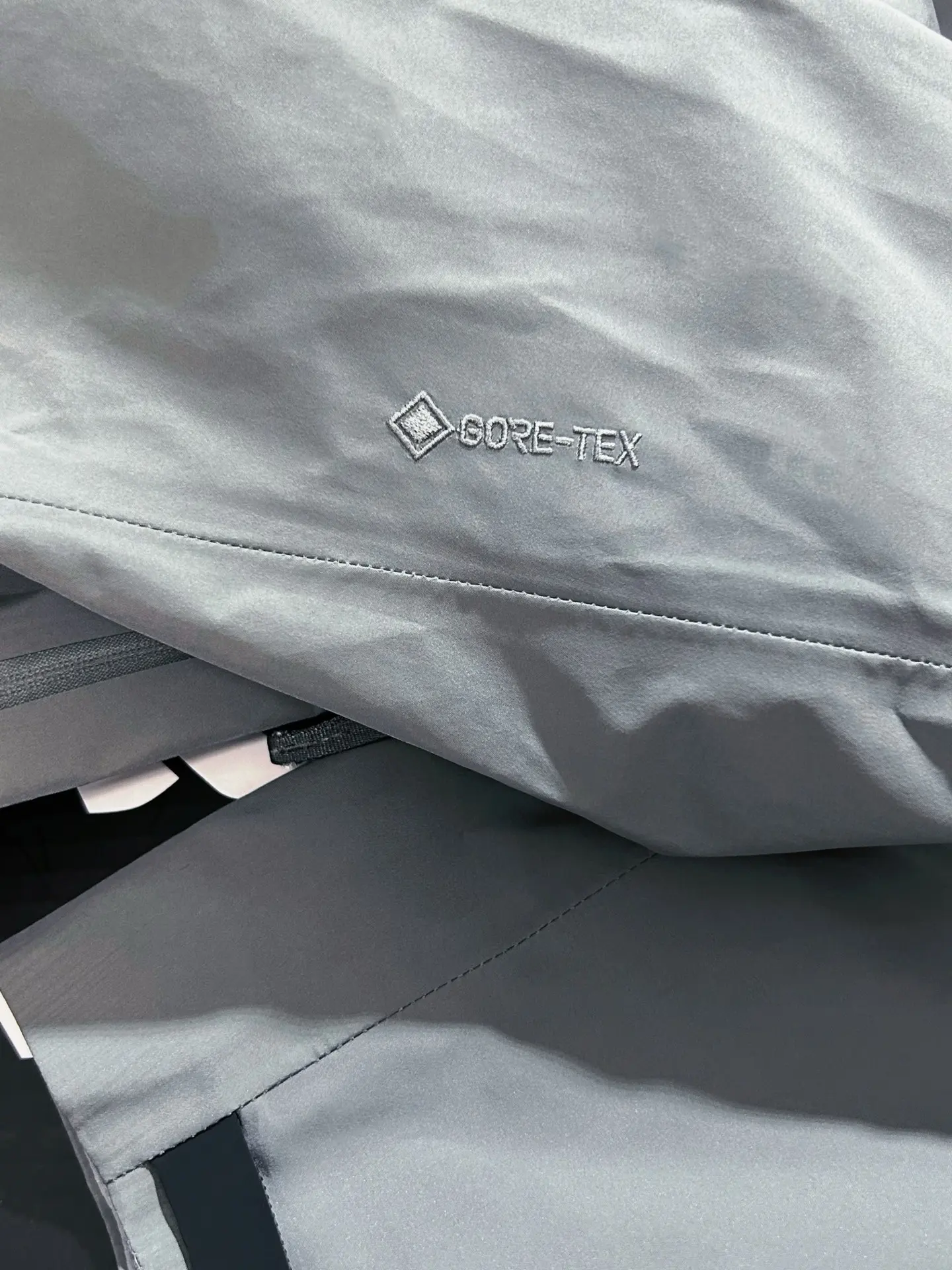 Kailas LT GORE-TEX Waterproof Hardshell Jacket D31019303 — view 3